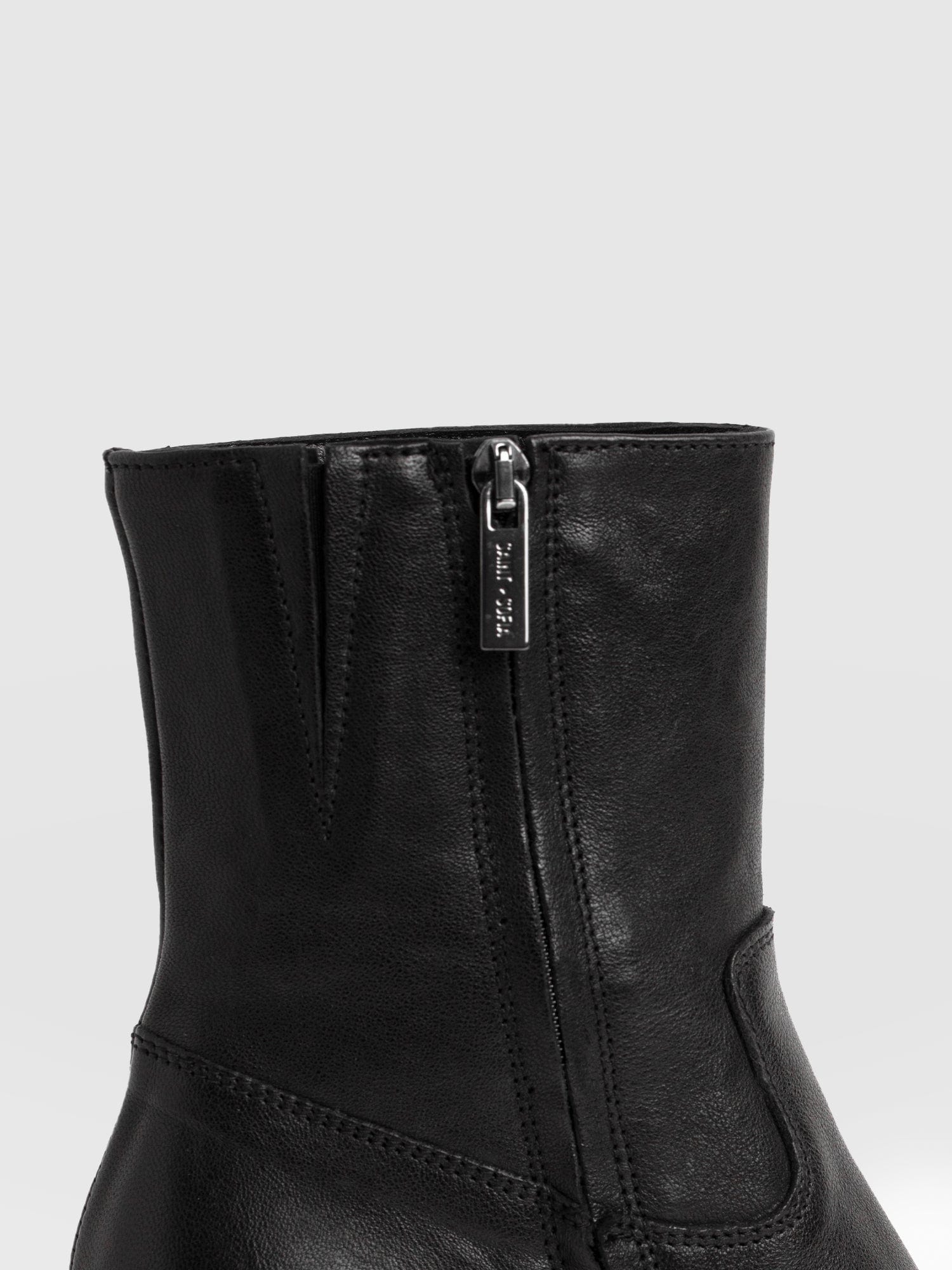 Dakota Ankle Boot - Black - Women's Shoes | Saint + Sofia® USA