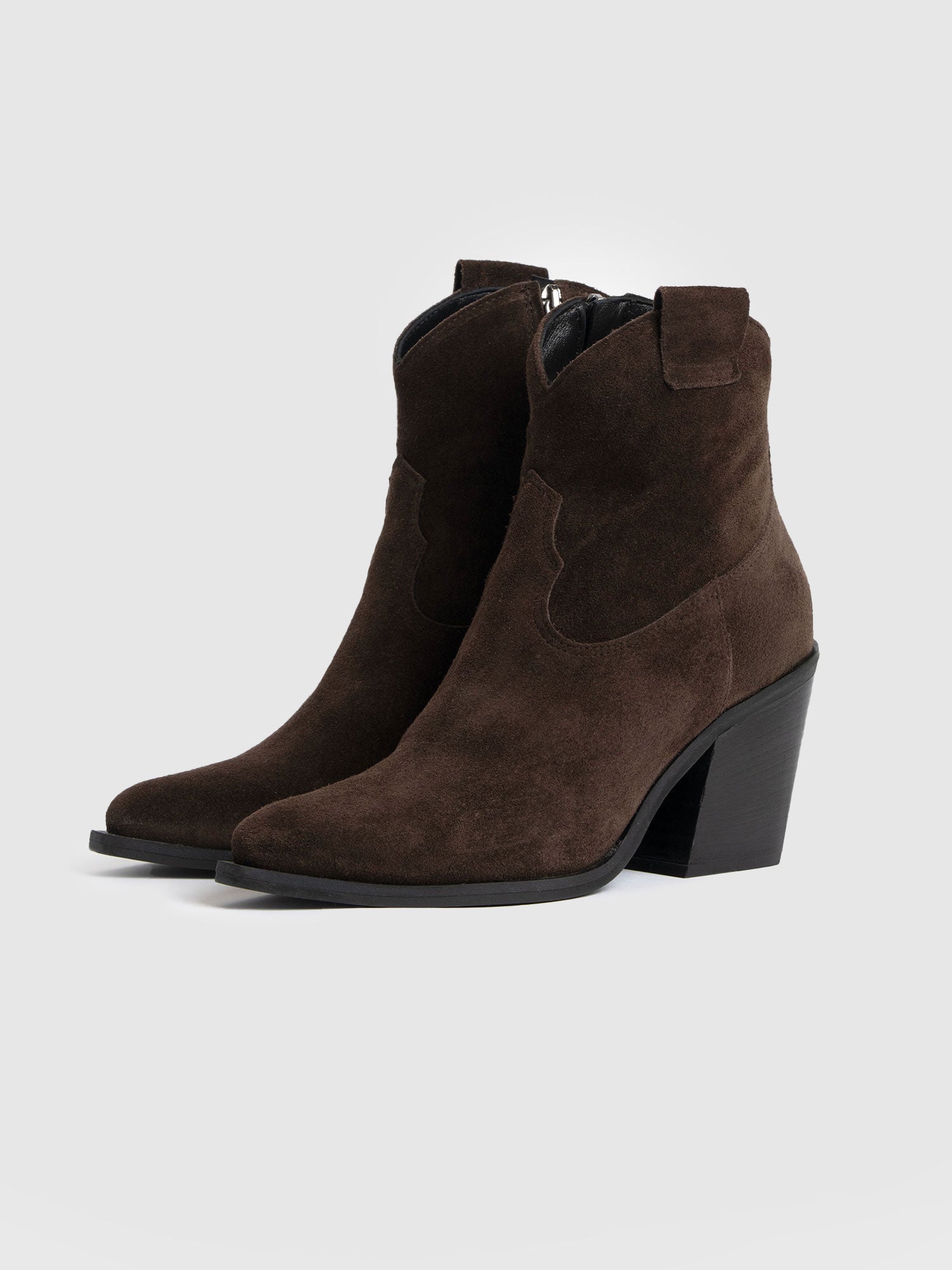 Dallas Mid Boot - Chocolate - Women's Shoes | Saint + Sofia® USA