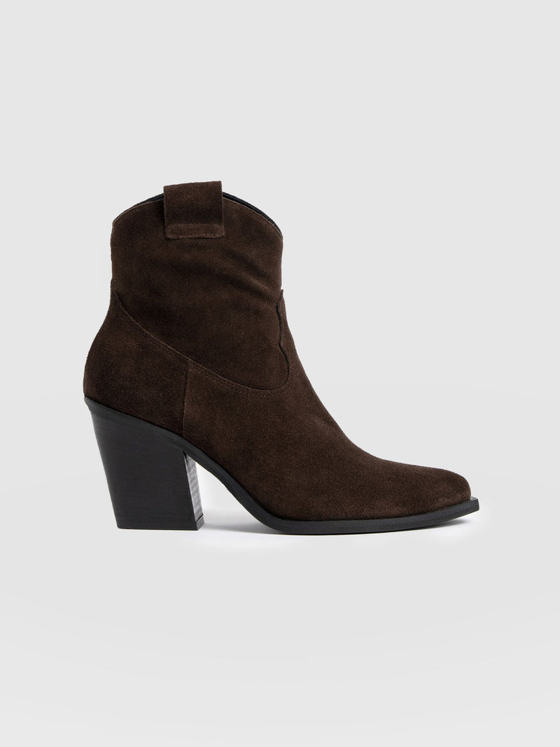 Dallas Mid Boot - Chocolate - Women's Shoes | Saint + Sofia® USA