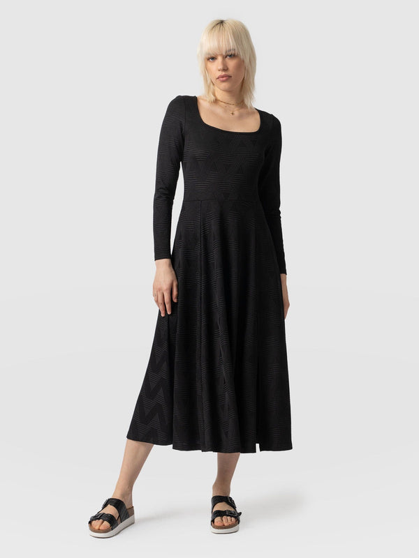 Darcey Flared Dress Black Jacquard - Women's Dresses | Saint + Sofia® USA