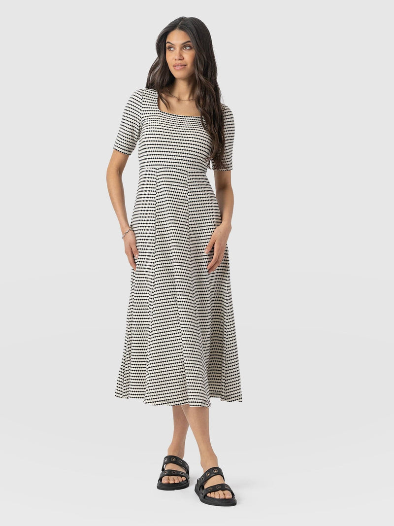 Darcey Short Sleeve Flared Dress Monochrome Jacquard - Women's Dresses | Saint + Sofia® USA