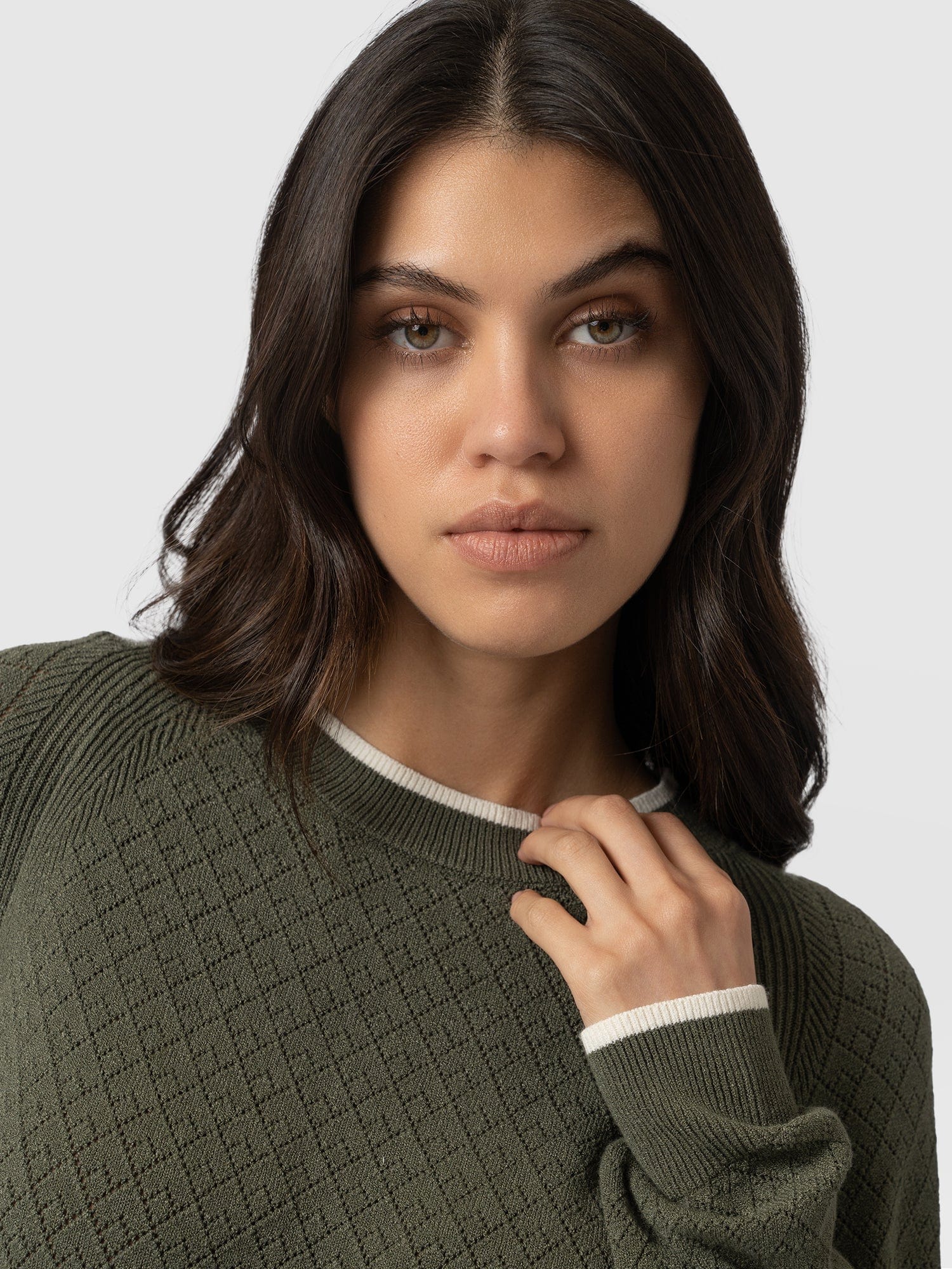Diamond Knit Jumper Khaki - Women's Jumpers | Saint + Sofia® USA
