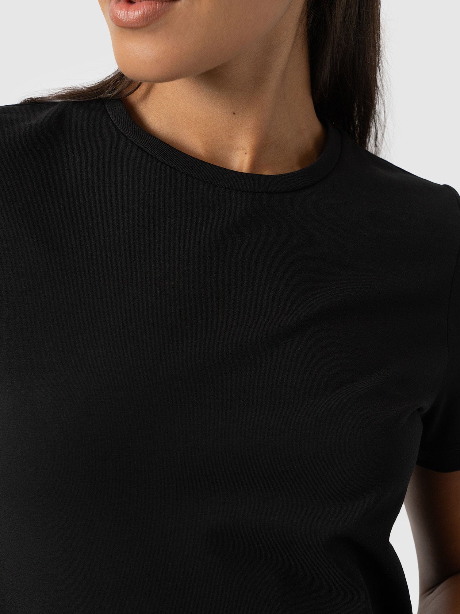 Easy T-Shirt Midi Dress - Black - Women's Dresss | Saint + Sofia® USA