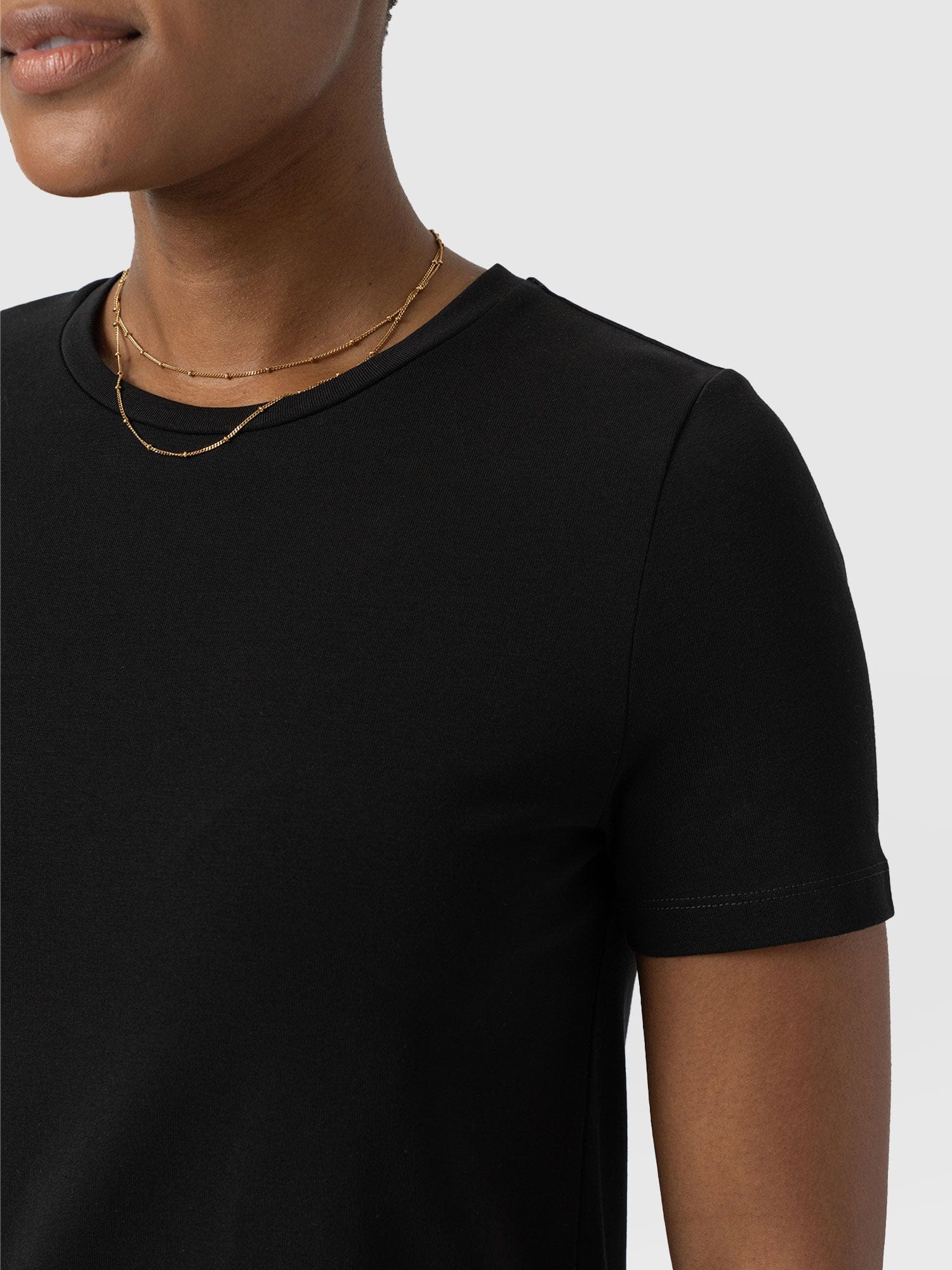 midi black t shirt dress Saint + Sofia Easy T-Shirt Midi Dress - Black