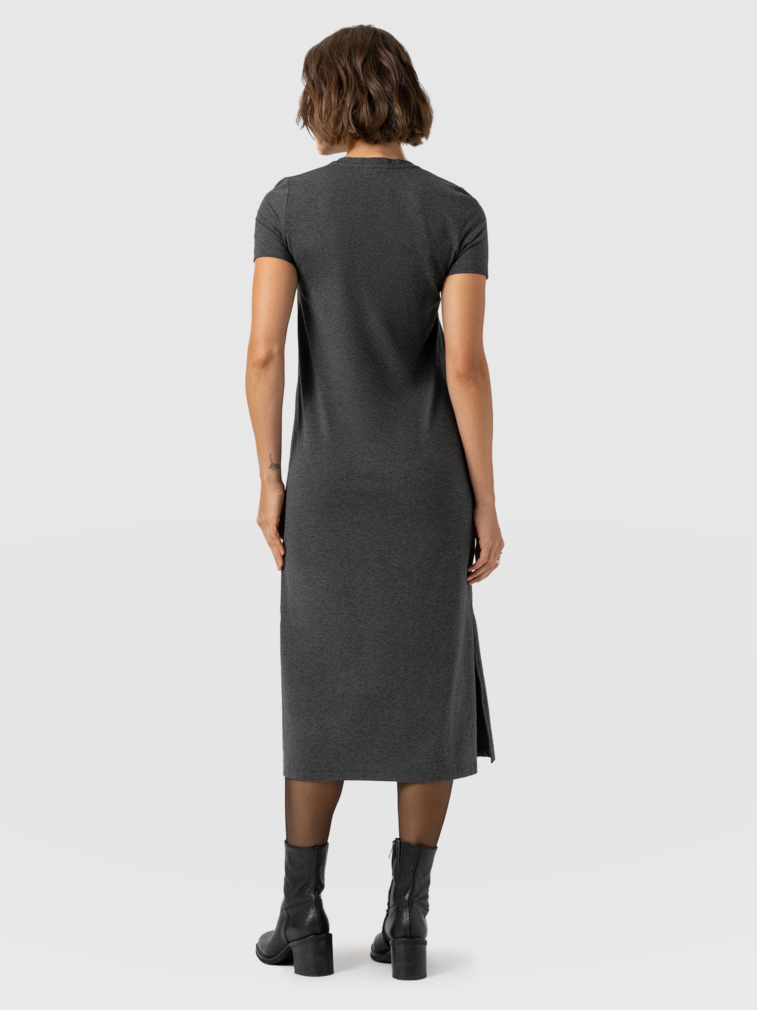 Easy T-Shirt Midi Dress - Charcoal - Women's Dresss | Saint + Sofia® USA