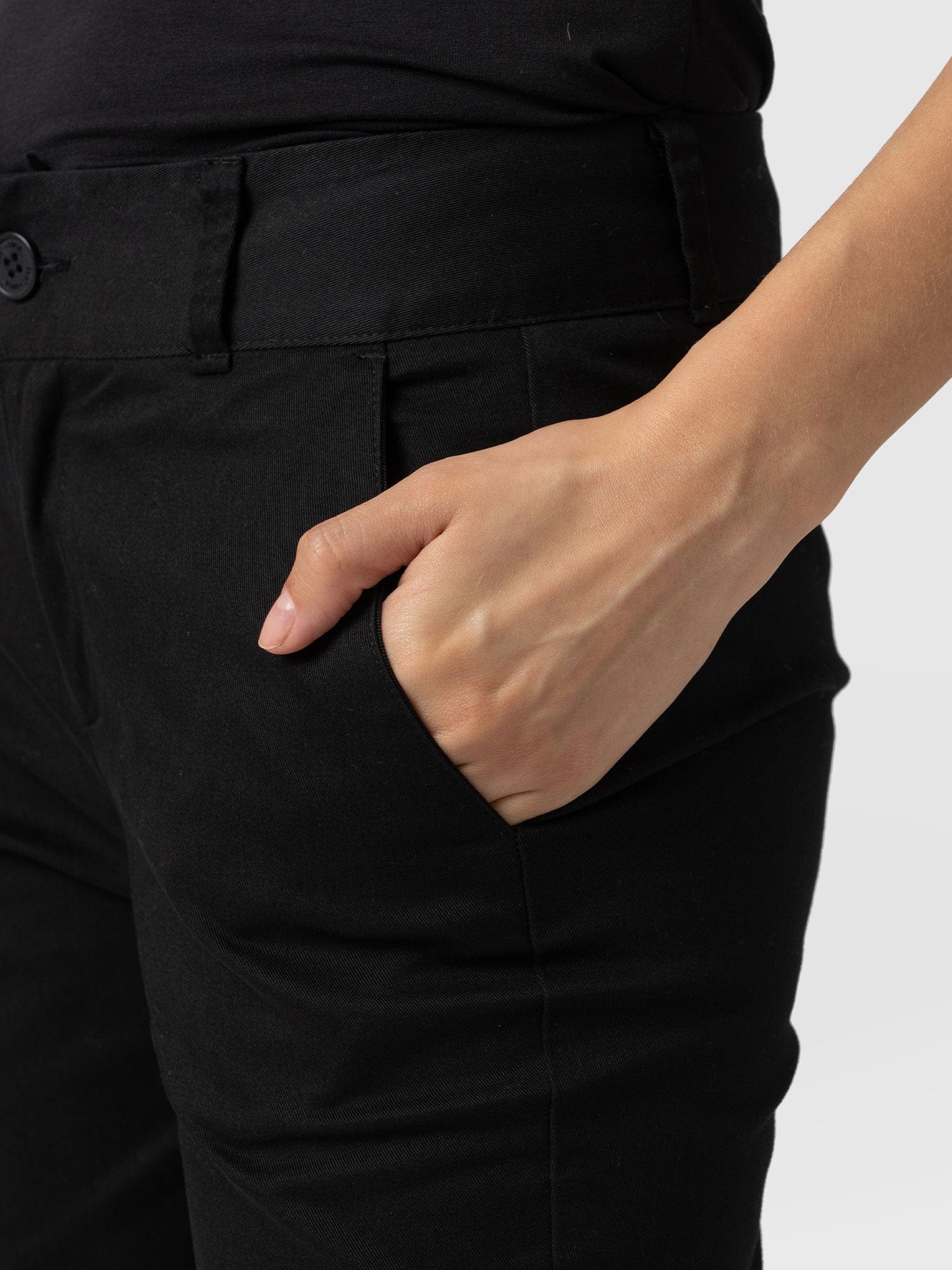 Eden Chino Black - Women's Pants | Saint + Sofia® USA