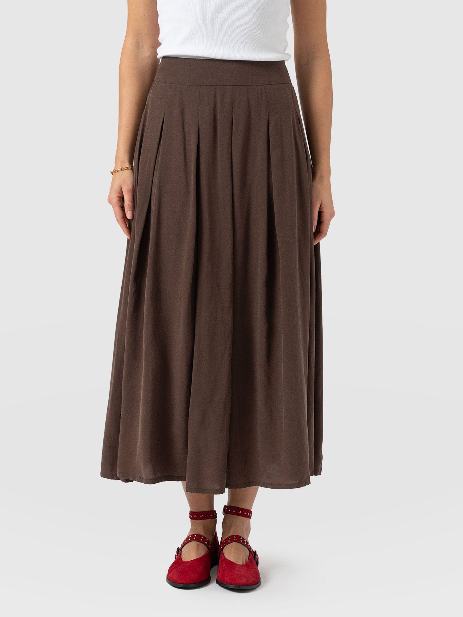 Eliza Pleated Skirt - Brown - Women's Skirts | Saint + Sofia® USA