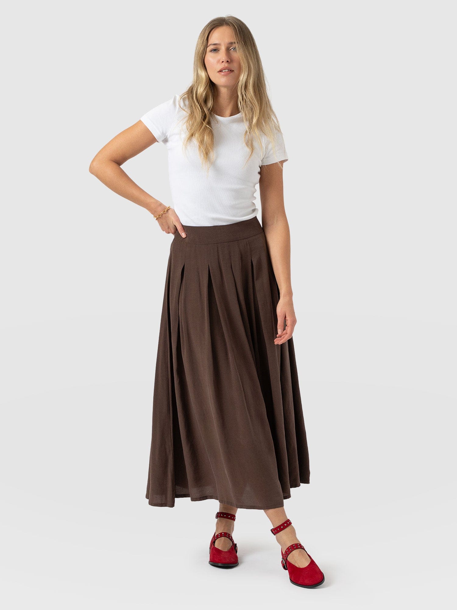 Eliza Pleated Skirt - Brown - Women's Skirts | Saint + Sofia® USA
