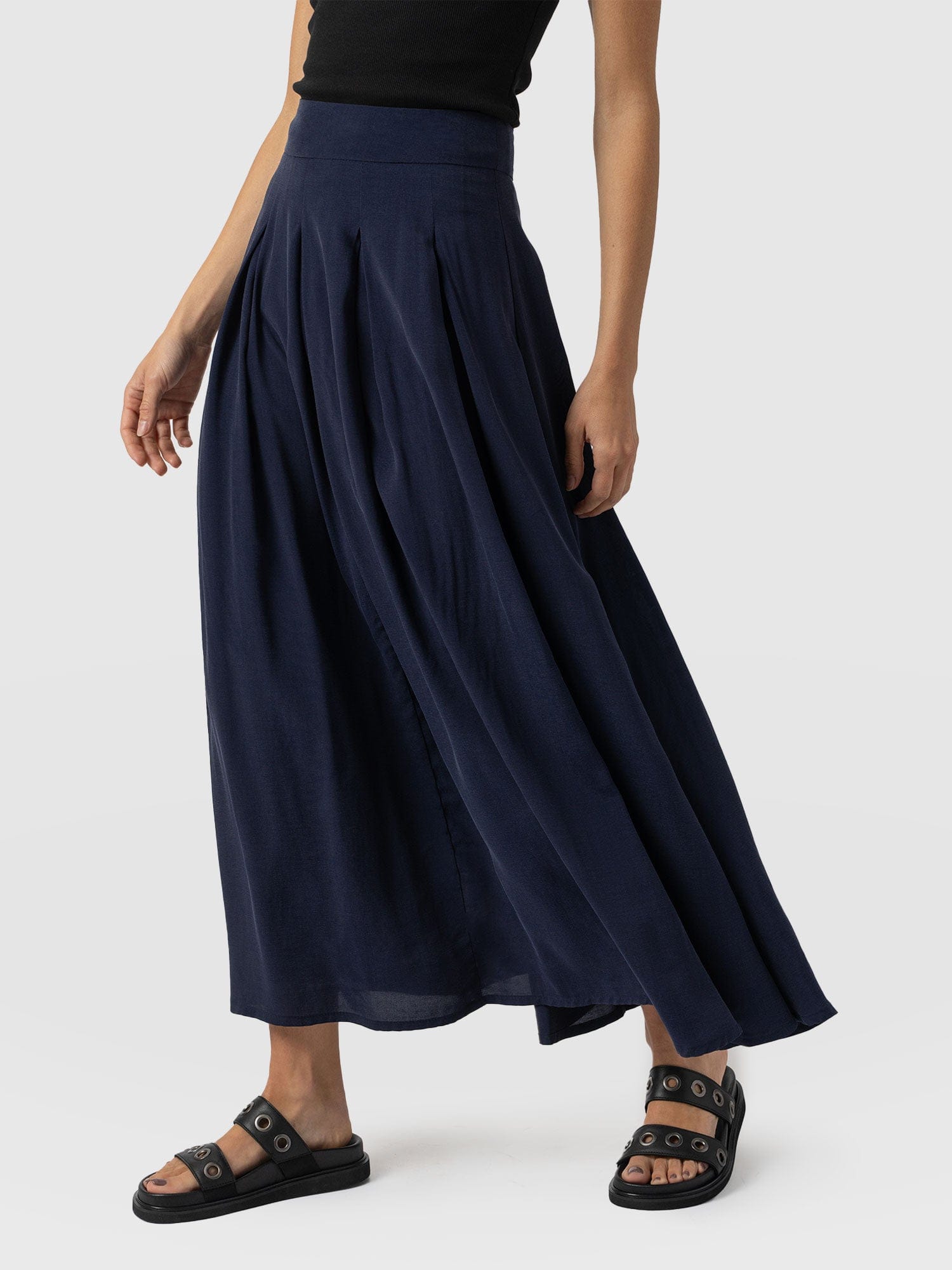Eliza Pleated Skirt Navy - Women's Skirts | Saint + Sofia® US