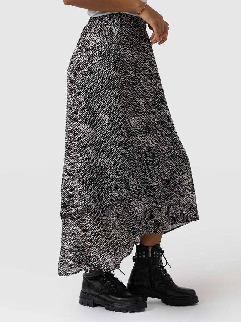 Etta Layered Skirt Monochrome Gothica - Women's Skirts | Saint + Sofia® UK