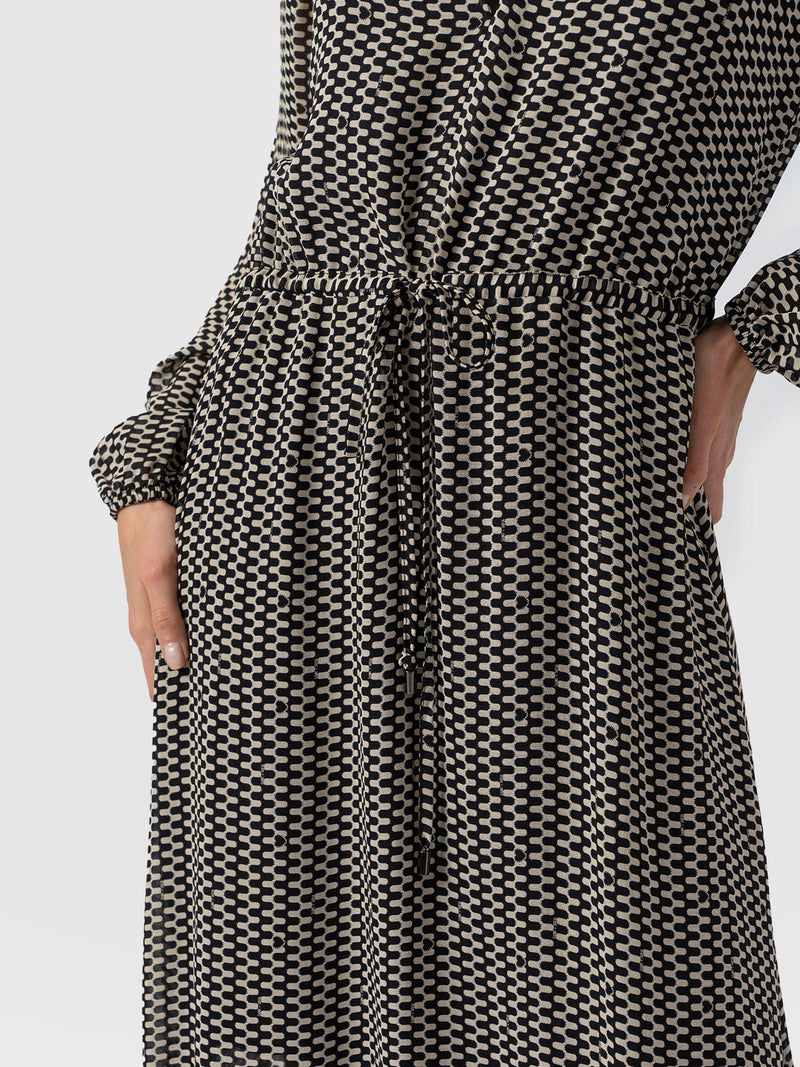 Evelyn High Low Dress Monochrome Wave - Women's Dresses | Saint + Sofia® USA