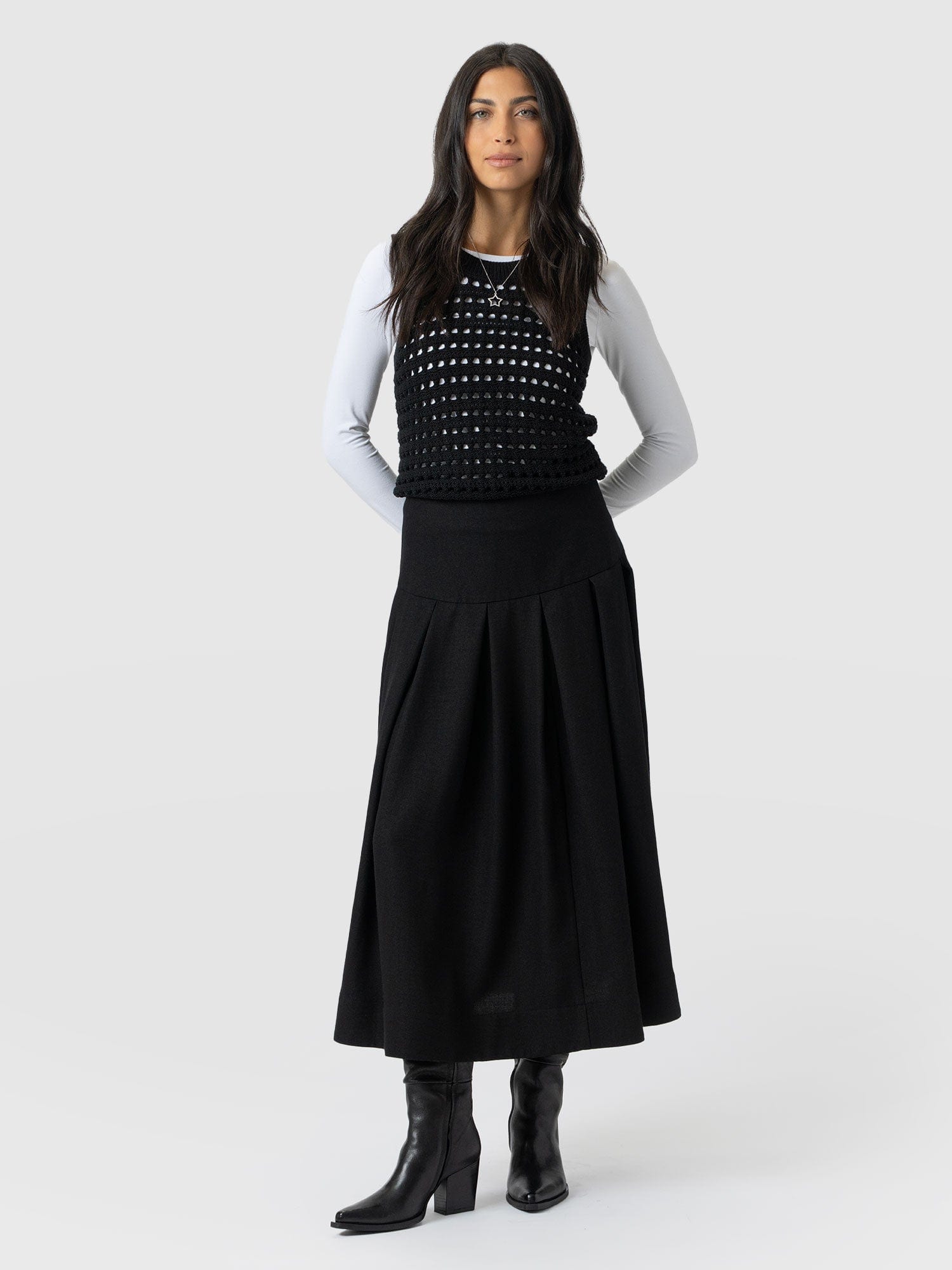 Everly Pleated Skirt - Black - Women's Skirts | Saint + Sofia? USA