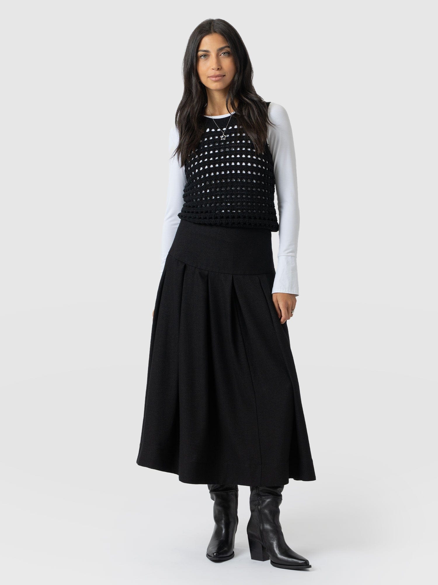 Everly Pleated Skirt - Black - Women's Skirts | Saint + Sofia? USA