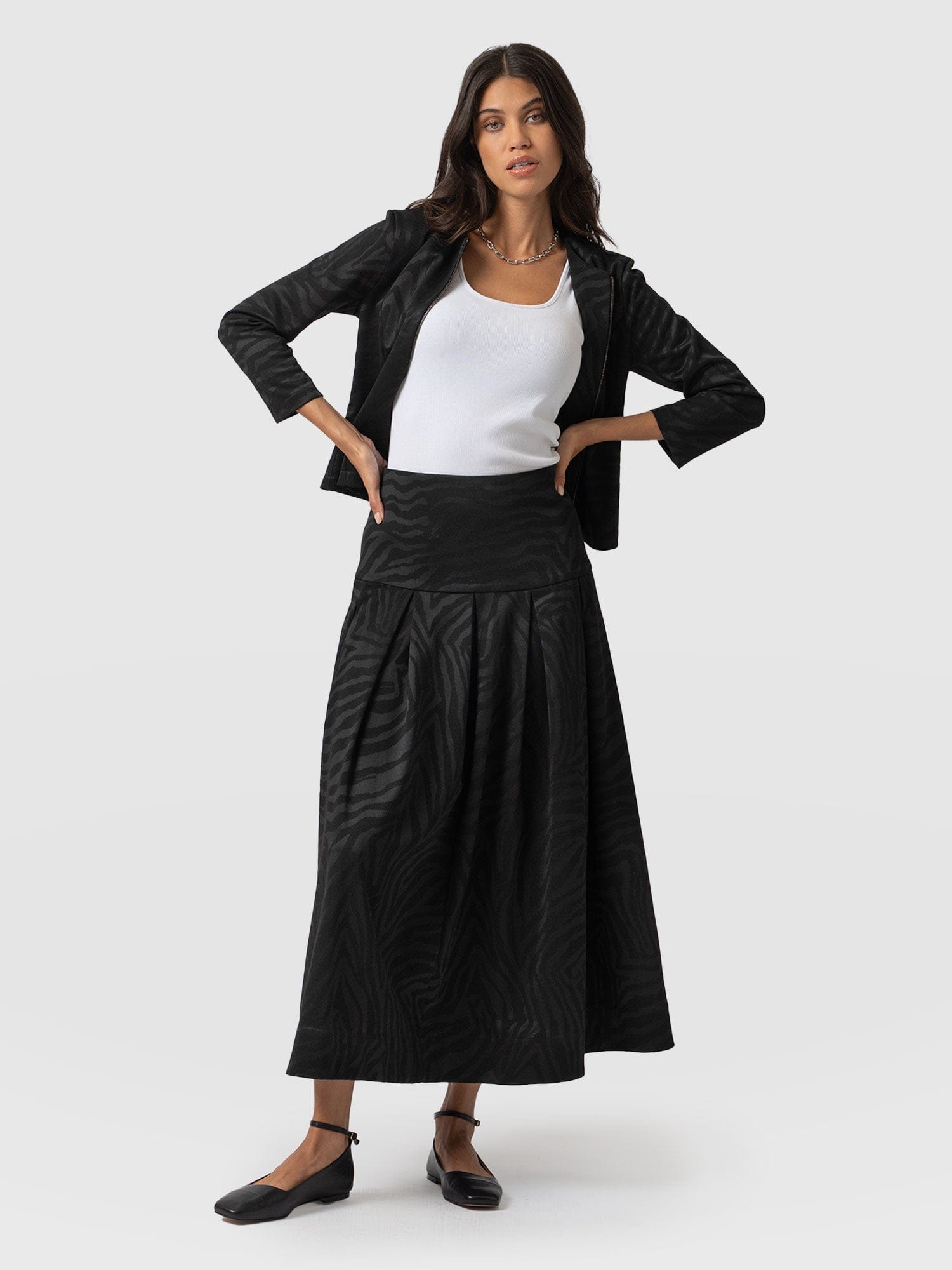 Everly Pleated Skirt Black Zebra  - Women's Skirts | Saint + Sofia® US