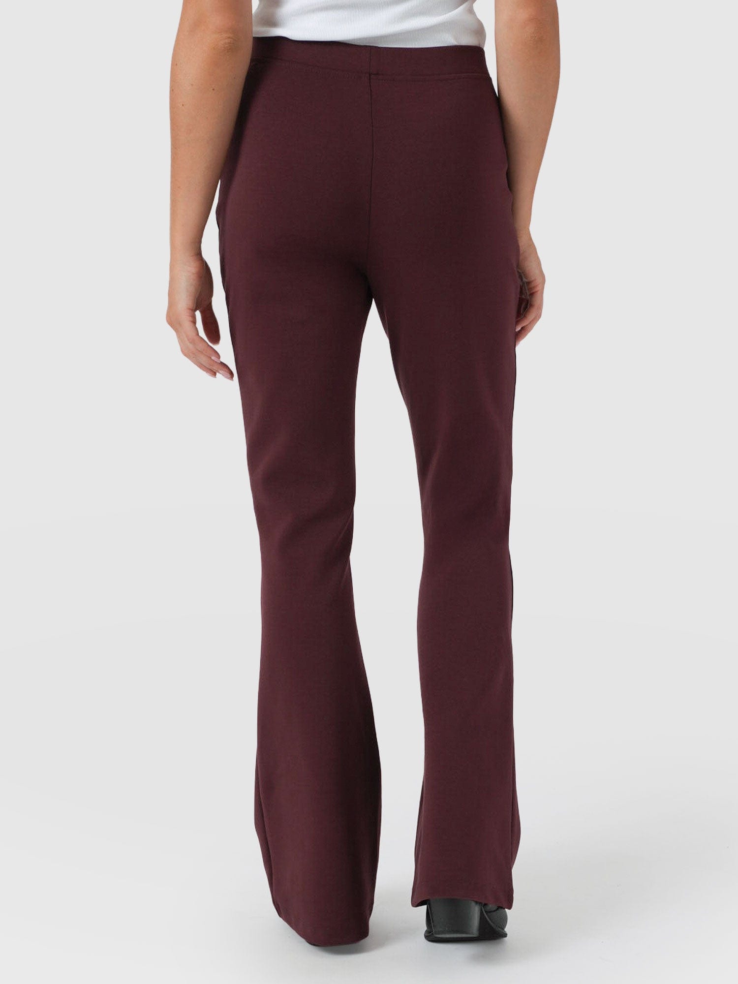 Fearne Fare Legging Maroon - Women's Leggings | Saint + Sofia® US