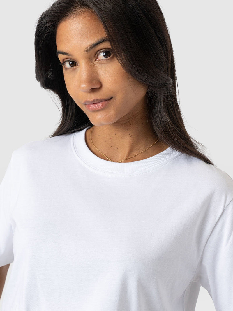 Finsbury Crew Neck Tee White - Women's T-Shirts | Saint + Sofia® USA