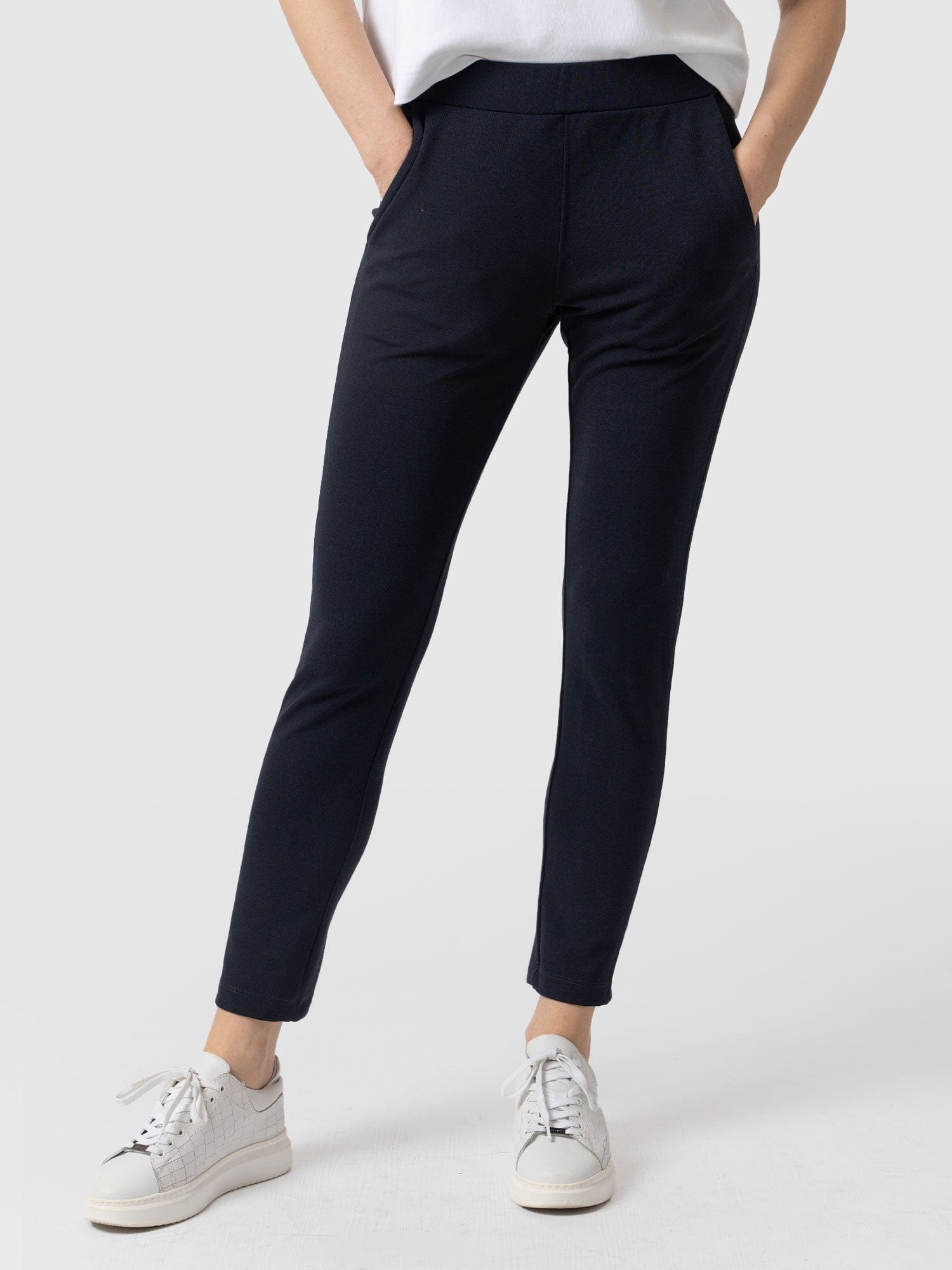 Finsbury Pant Navy Women's Pants Saint + Sofia® USA Saint+Sofia Inc — free download