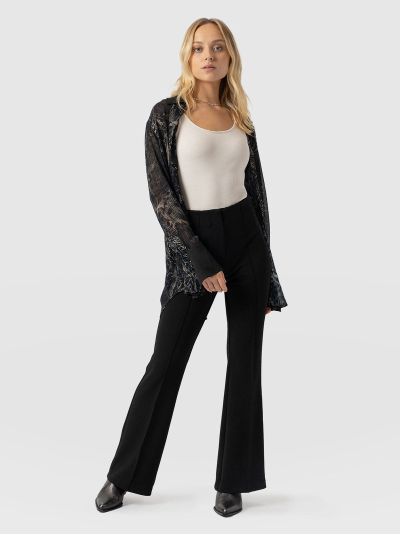 Freya Flared Pant Black - Women's Pants | Saint + Sofia® USA