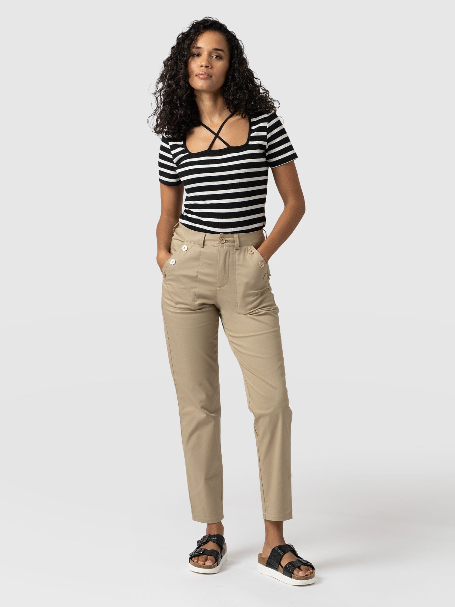 Gwen Chino Camel - Women's Pants | Saint + Sofia® USA