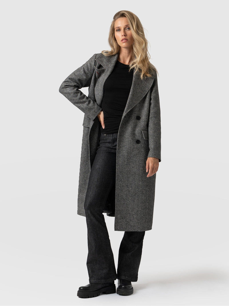 Hampton Coat Monochrome Chevron - Women's Coats | Saint + Sofia® USA