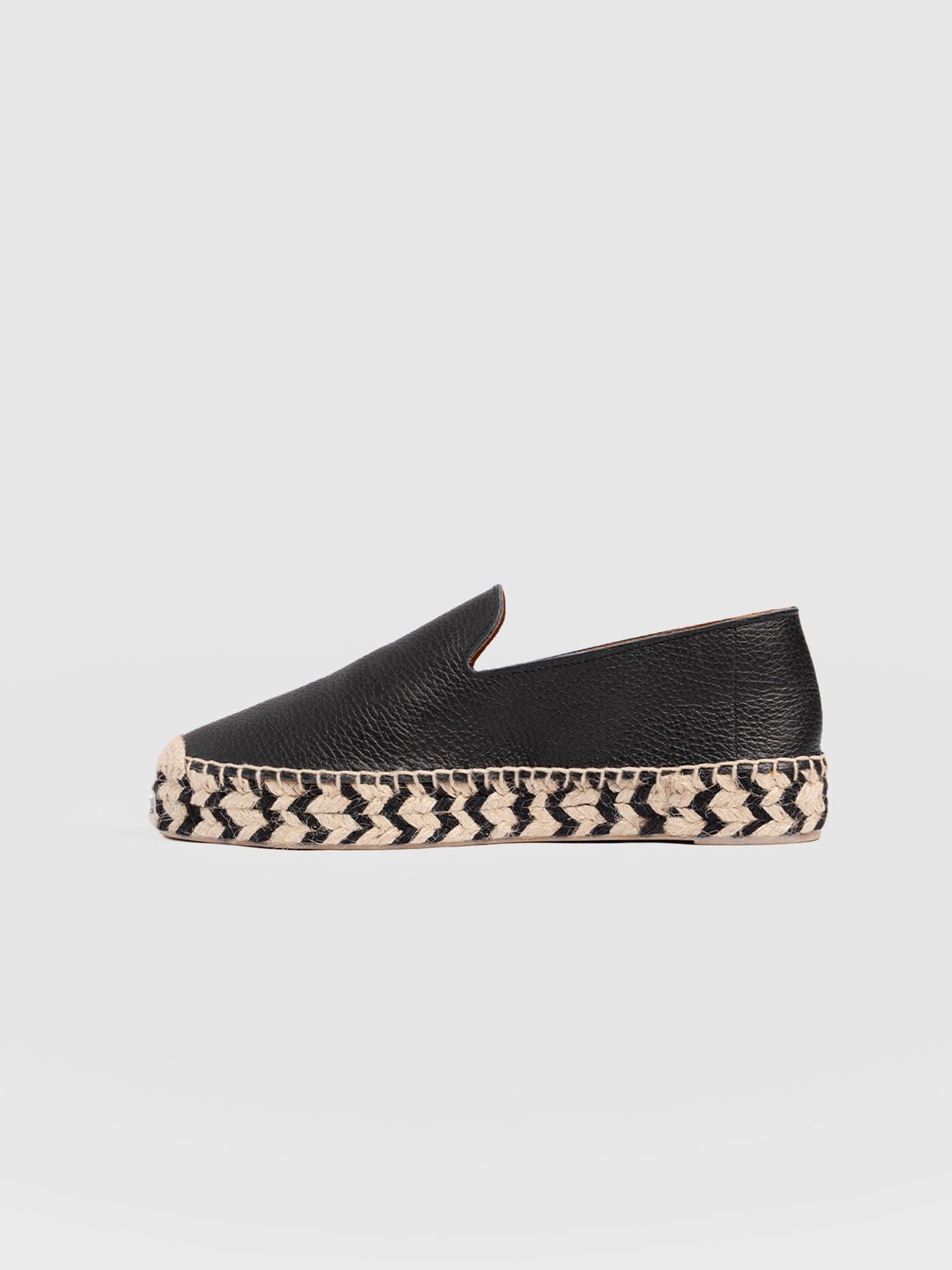 Hampton Espadrilles - Black Leather - Women's Shoes | Saint + Sofia® USA