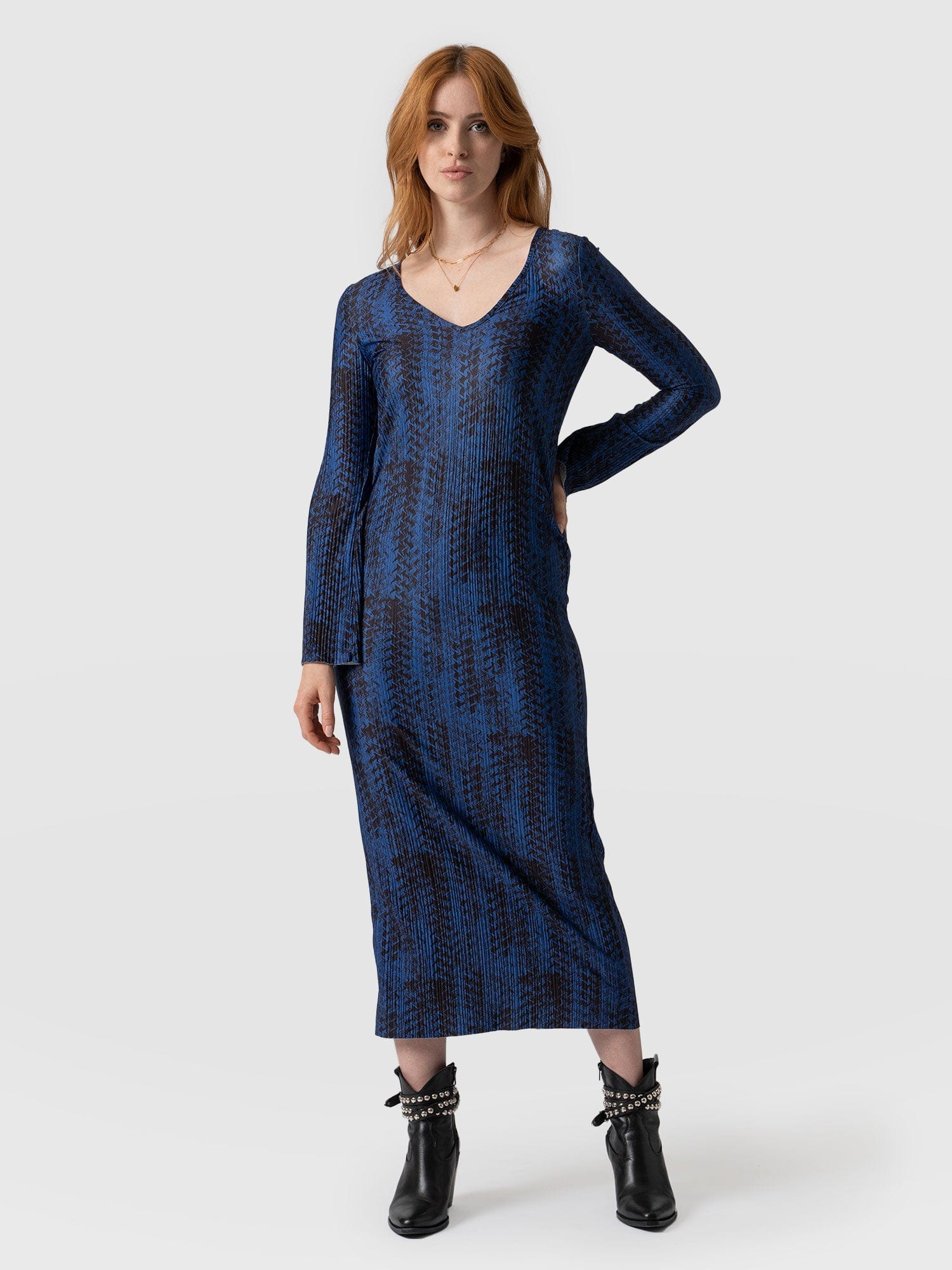 Hanna Plisse Dress Navy Ripple - Women's Dresses | Saint + Sofia® USA