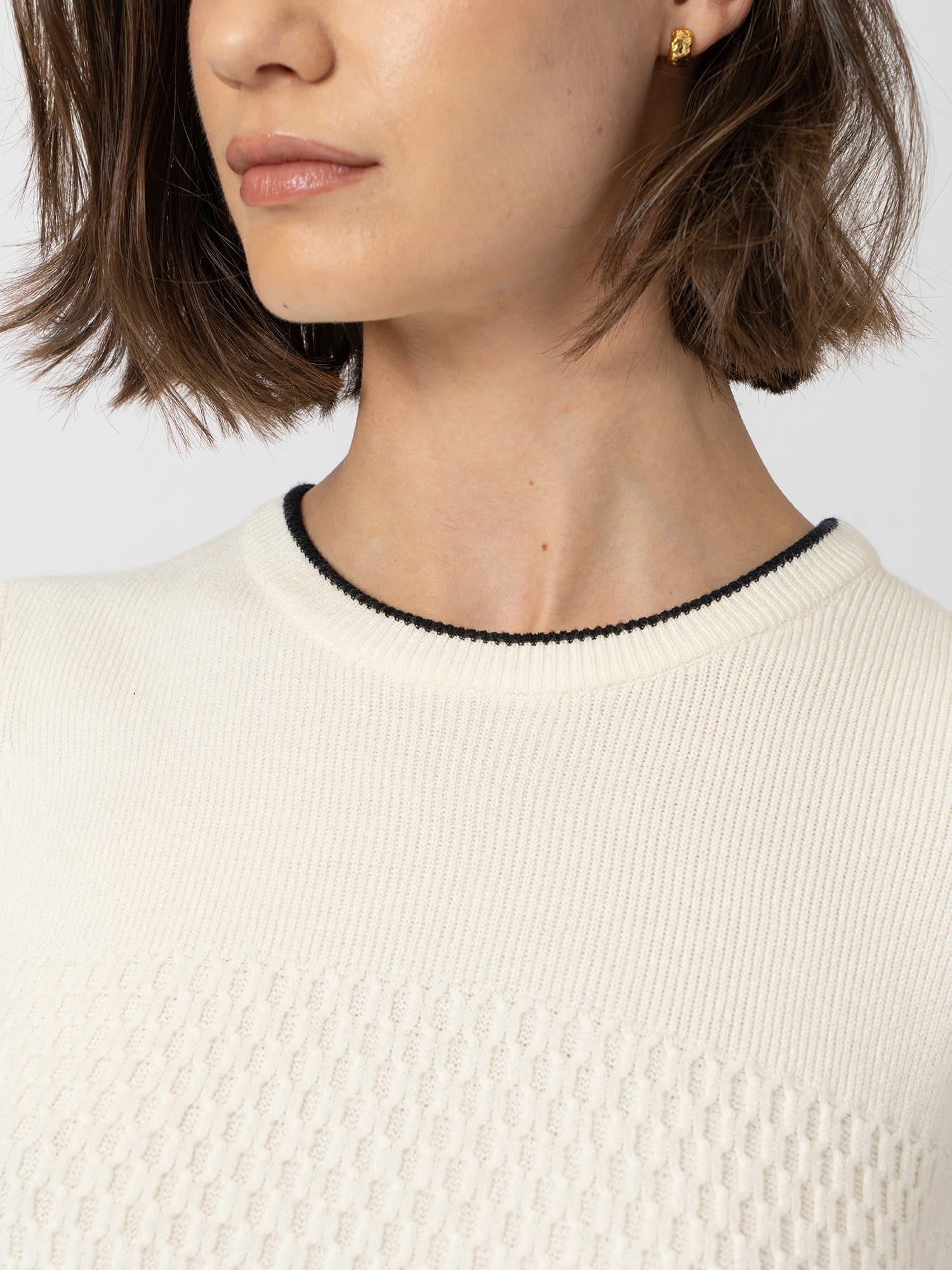 Honeycomb Sleeveless Rib Knit  - Cream - Women's Knitwears | Saint and Sofia® USA