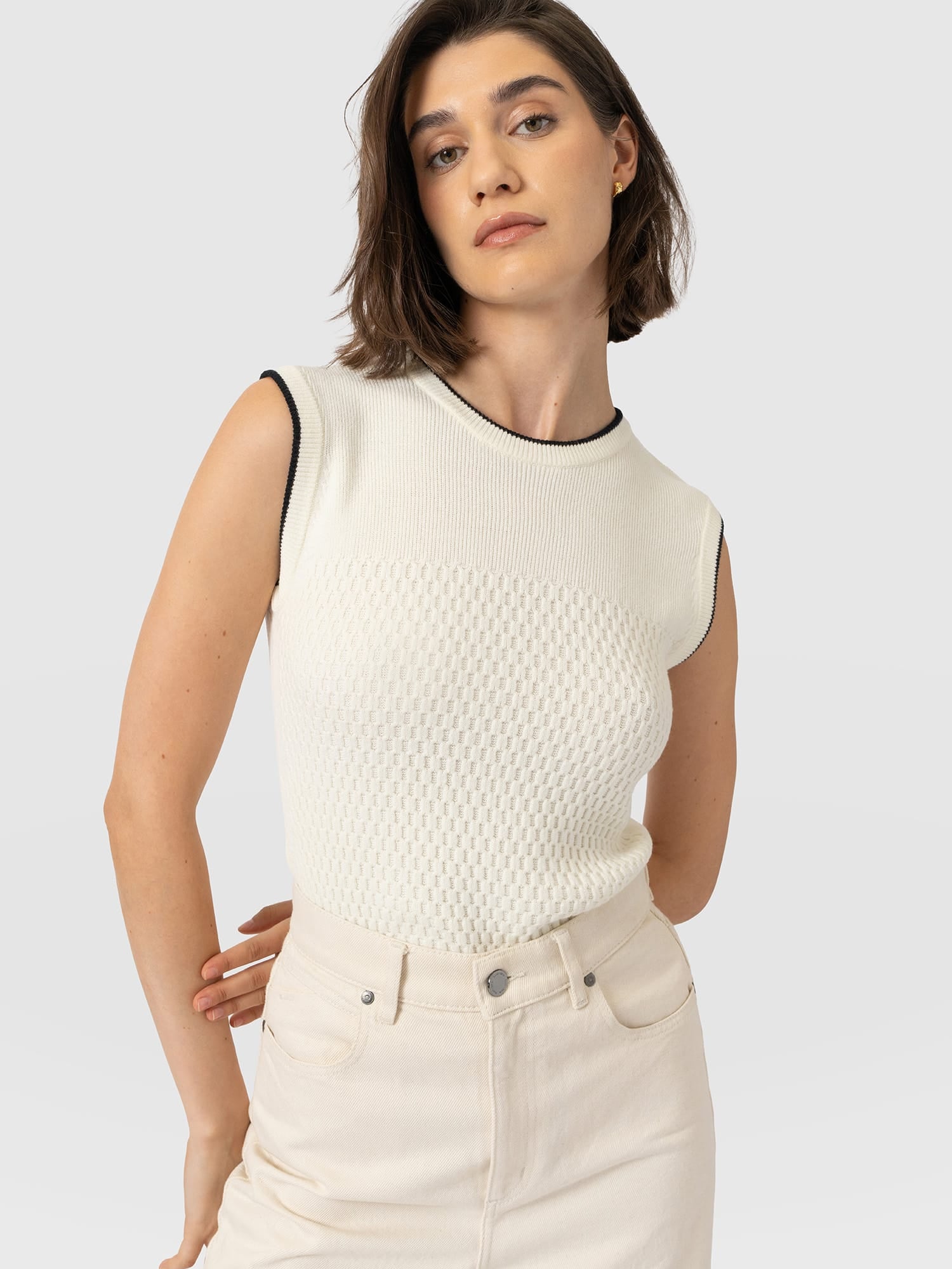Honeycomb Sleeveless Rib Knit  - Cream - Women's Knitwears | Saint and Sofia® USA