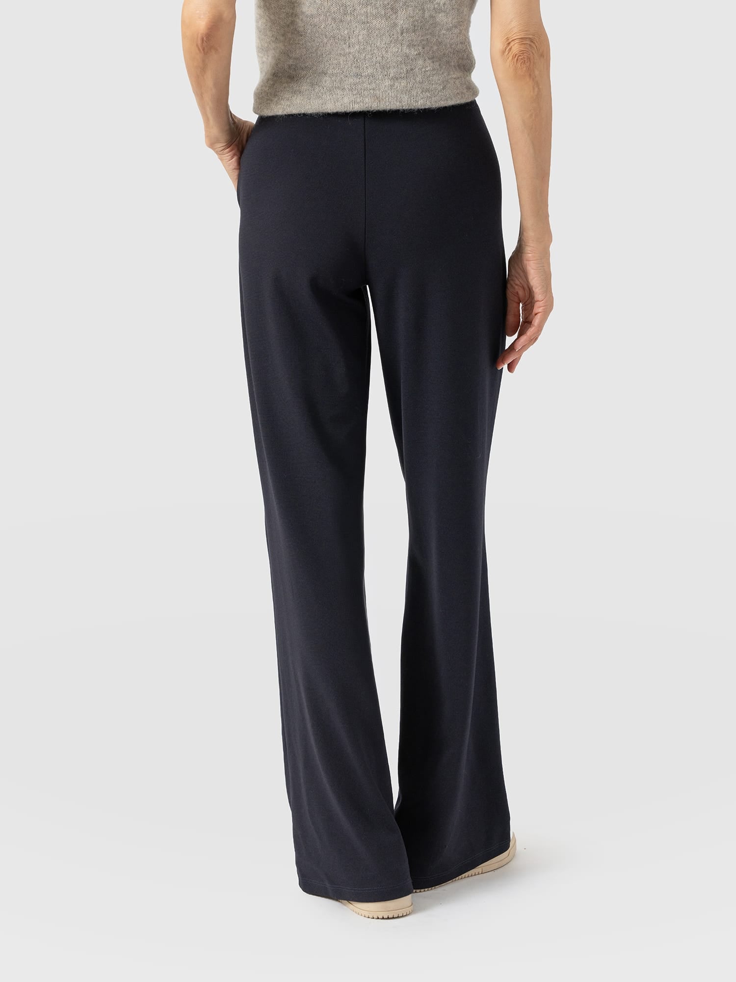 Hoxton Straight Leg Pant - Navy - Women's Pants | Saint and Sofia® USA