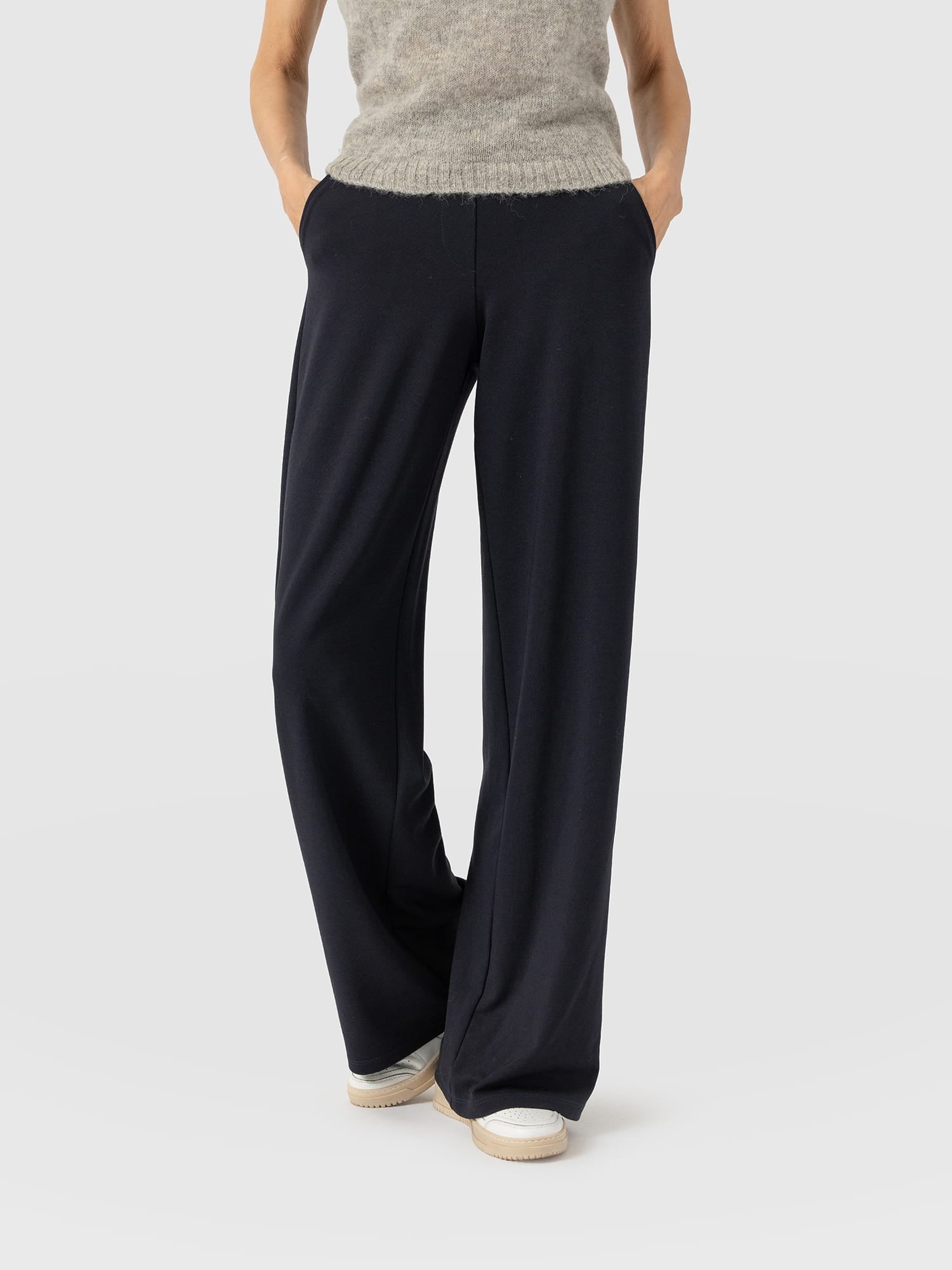 Hoxton Straight Leg Pant - Navy - Women's Pants | Saint and Sofia® USA