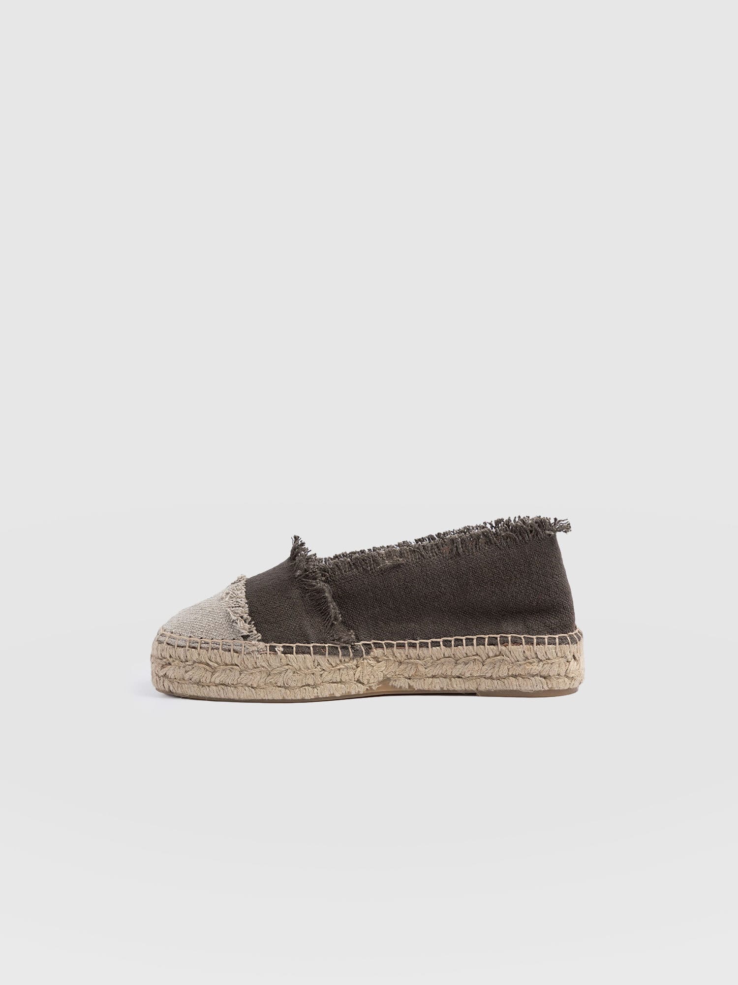 Ivy Frayed Espadrille Pumps - Khaki - Women's Shoes | Saint + Sofia® USA