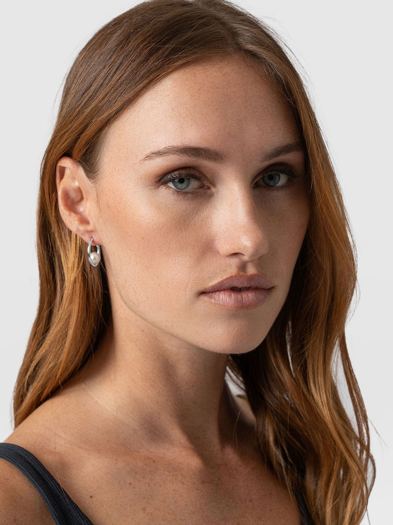 Jacqueline Pearl Hoop Earrings Silver - Women's Jewellery | Saint + Sofia® USA