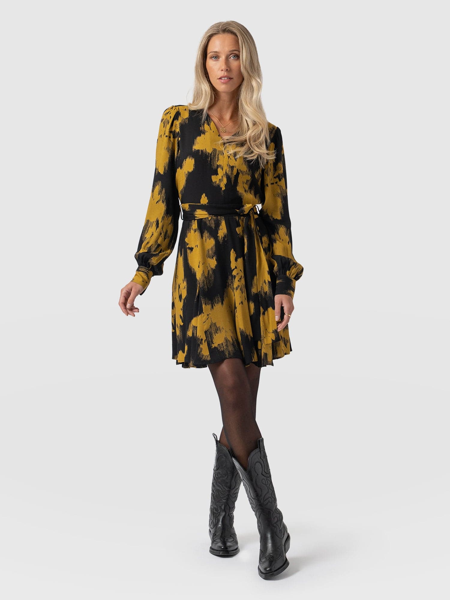 Joselyn Mini Dress Yellow Fade Floral - Women's Dresses | Saint + Sofia® US