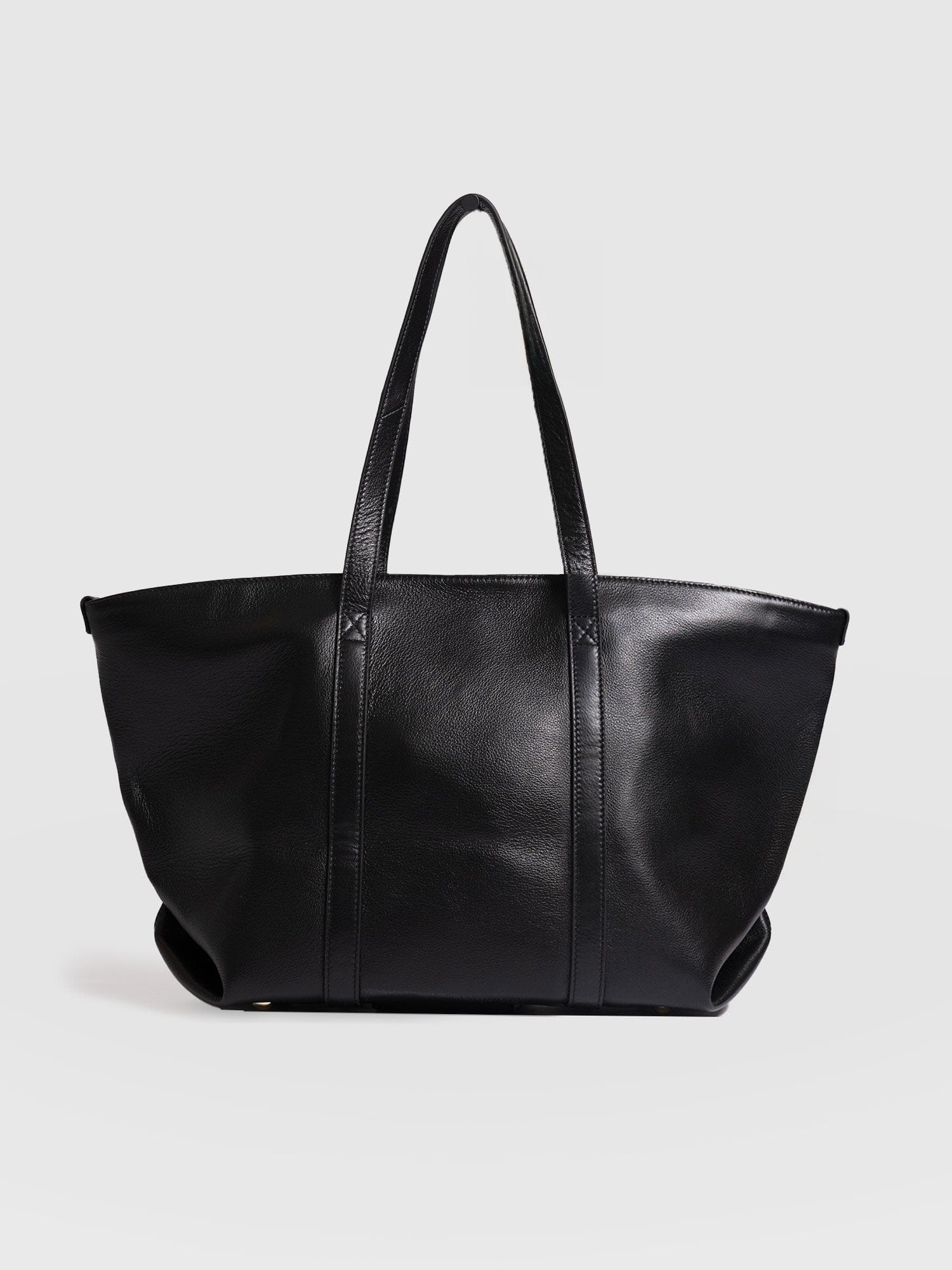 Kara Shopper Bag - Black Leather - Women's Handbags | Saint + Sofia® USA