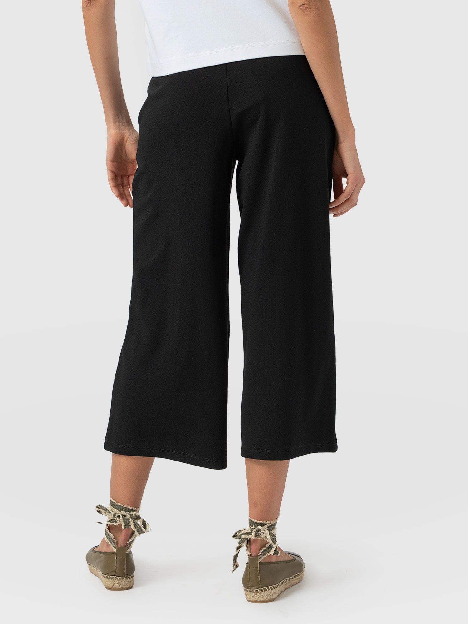 Keller Culotte Black - Women's Culottes | Saint + Sofia® USA
