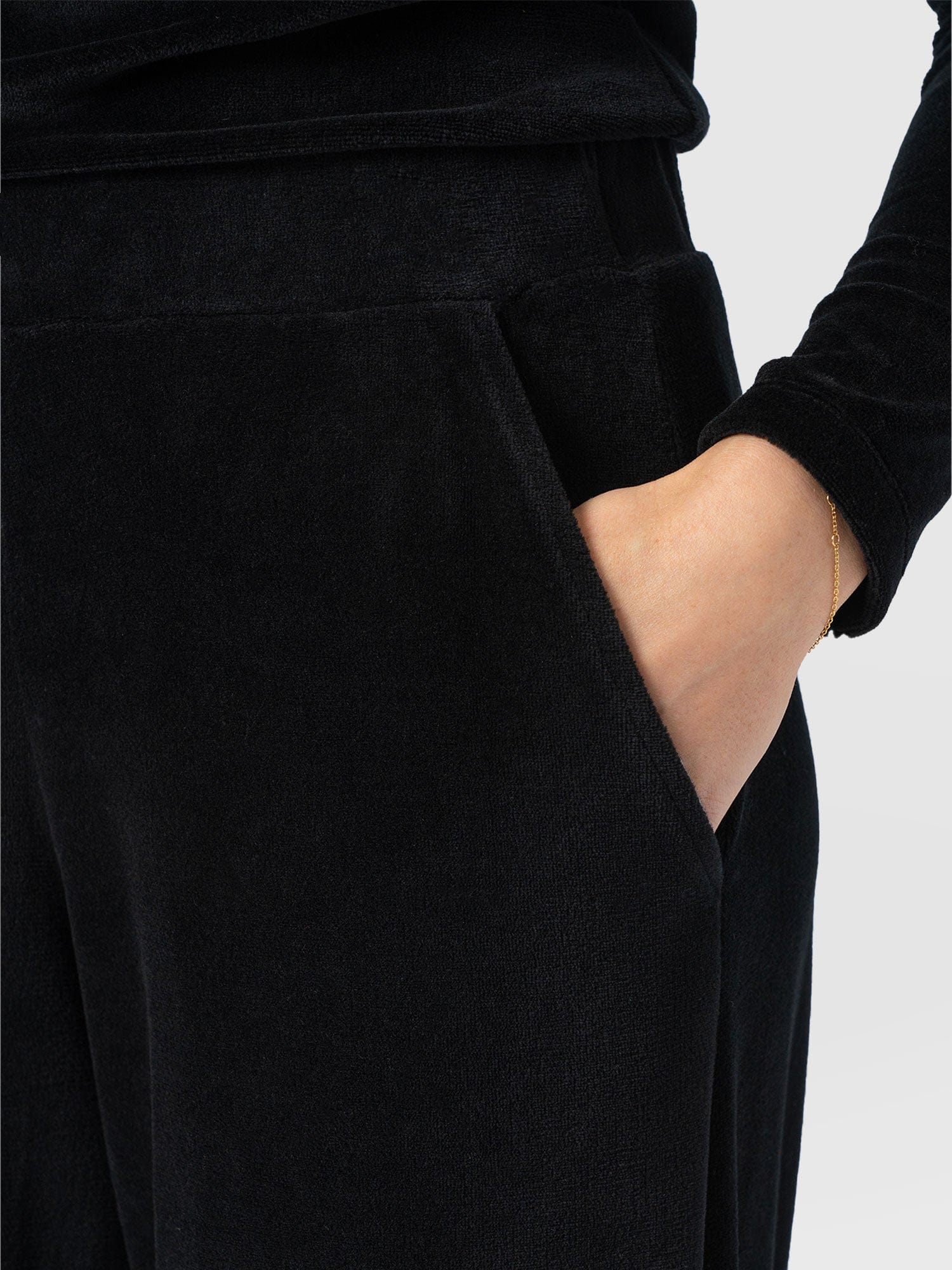 Keller Wide Leg Pant - Black Velvet - Women's Pants | Saint + Sofia® USA