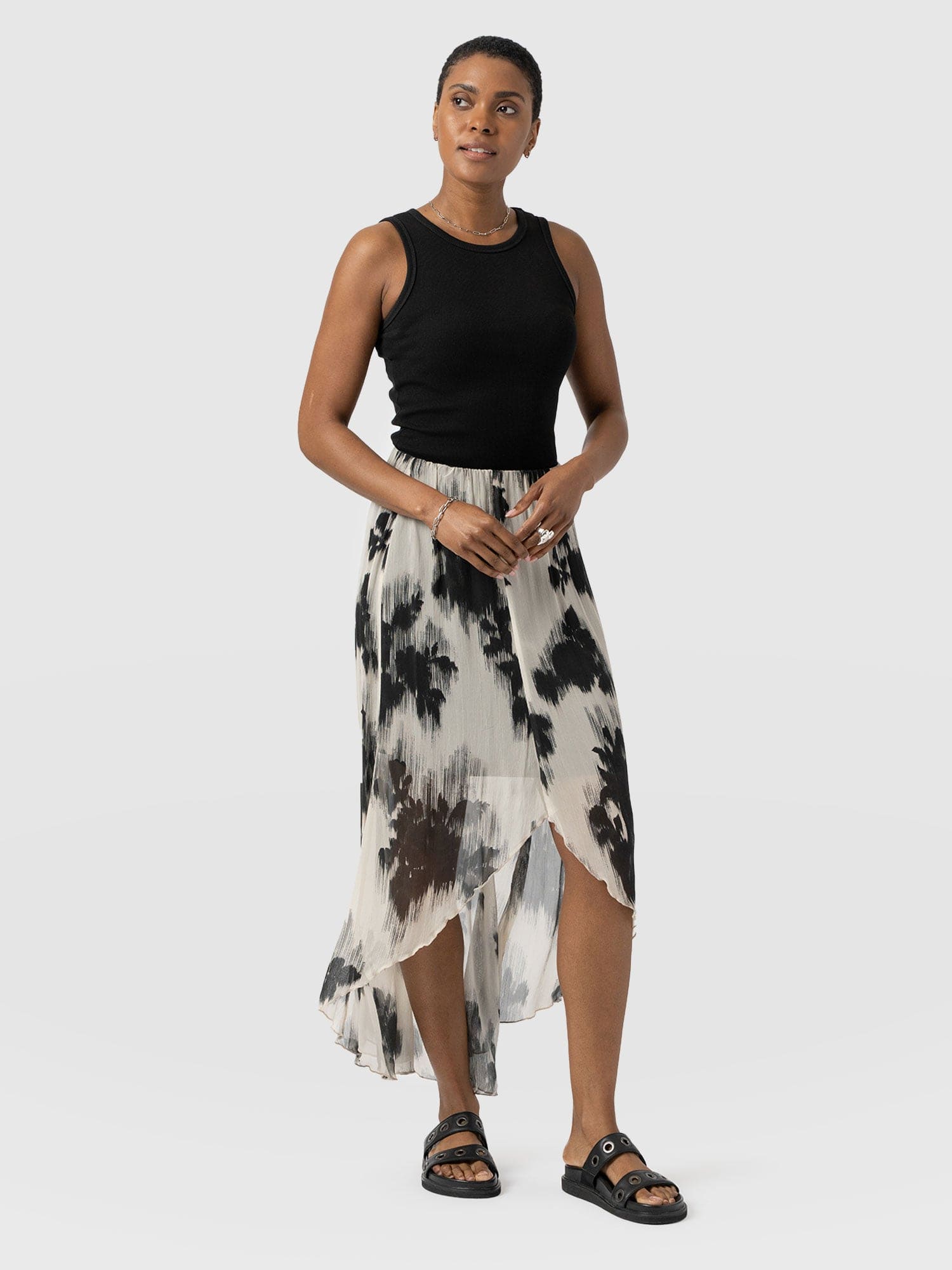 Lexi High Low Skirt - White Fade Floral - Women's Skirts | Saint + Sofia® USA
