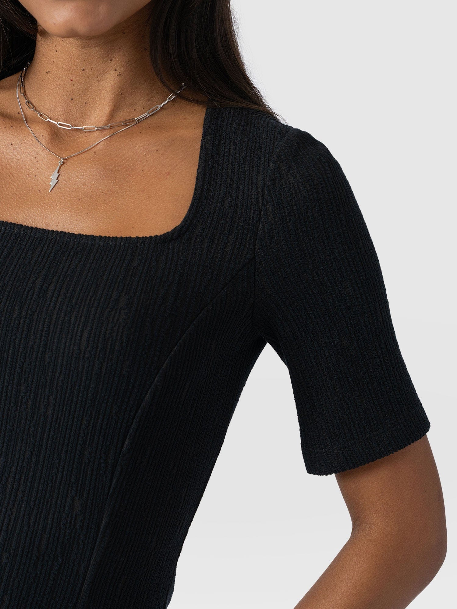 Akia Short Sleeve Tee - Black Textured - Women's T-Shirts | Saint + Sofia® USA