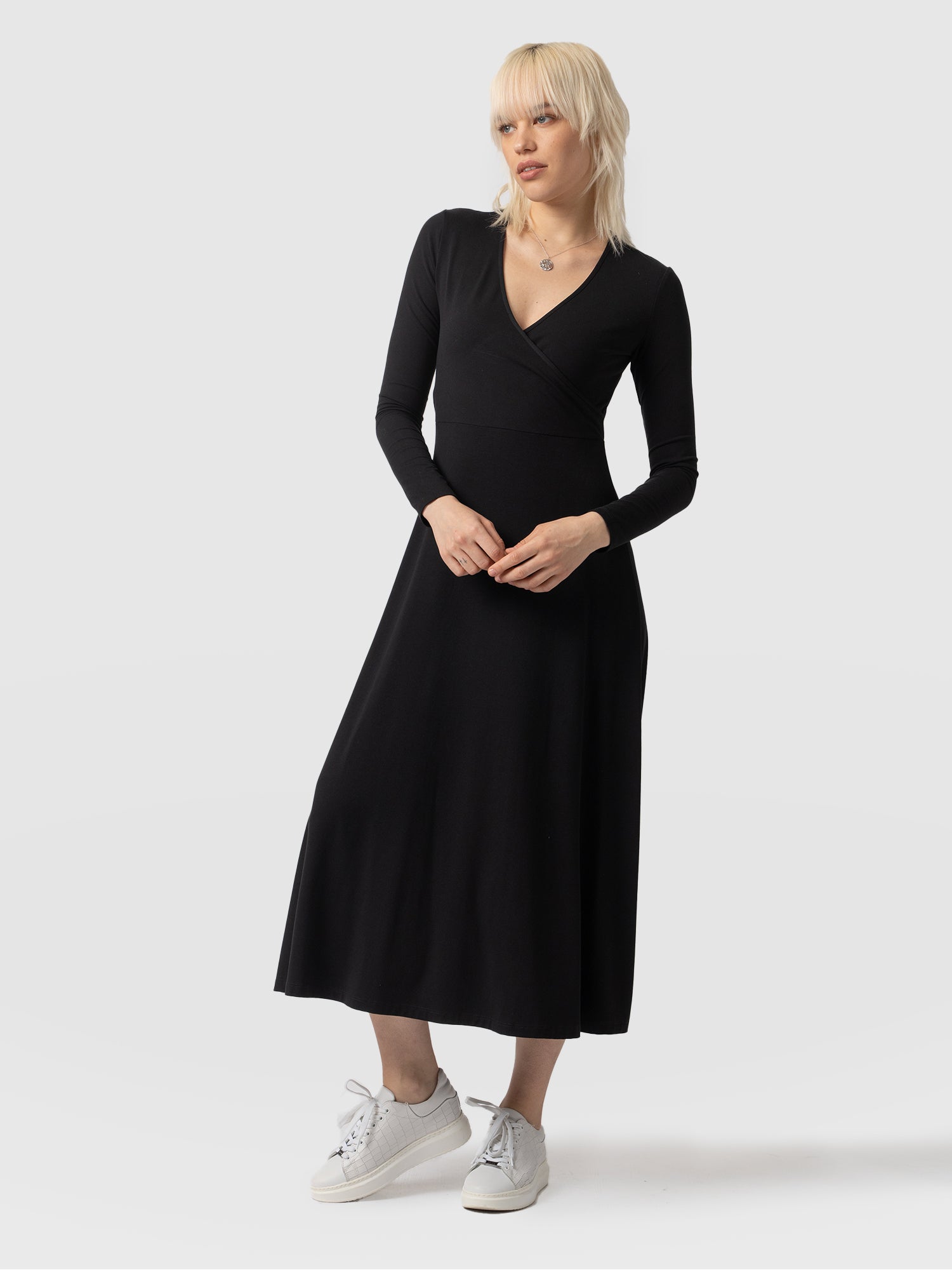 Maggie Wrap Dress Black - Women's Dresses | Saint + Sofia® USA