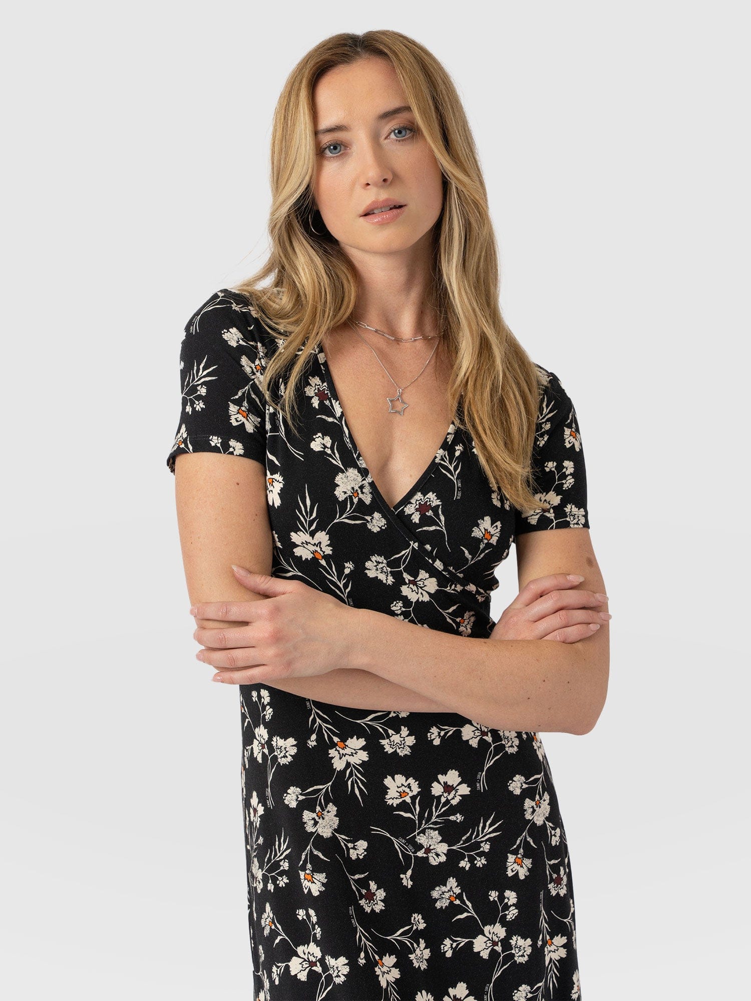 Maggie Wrap Short Sleeve Midi Dress  - Black Spring Floral - Women's Dresss | Saint + Sofia® USA