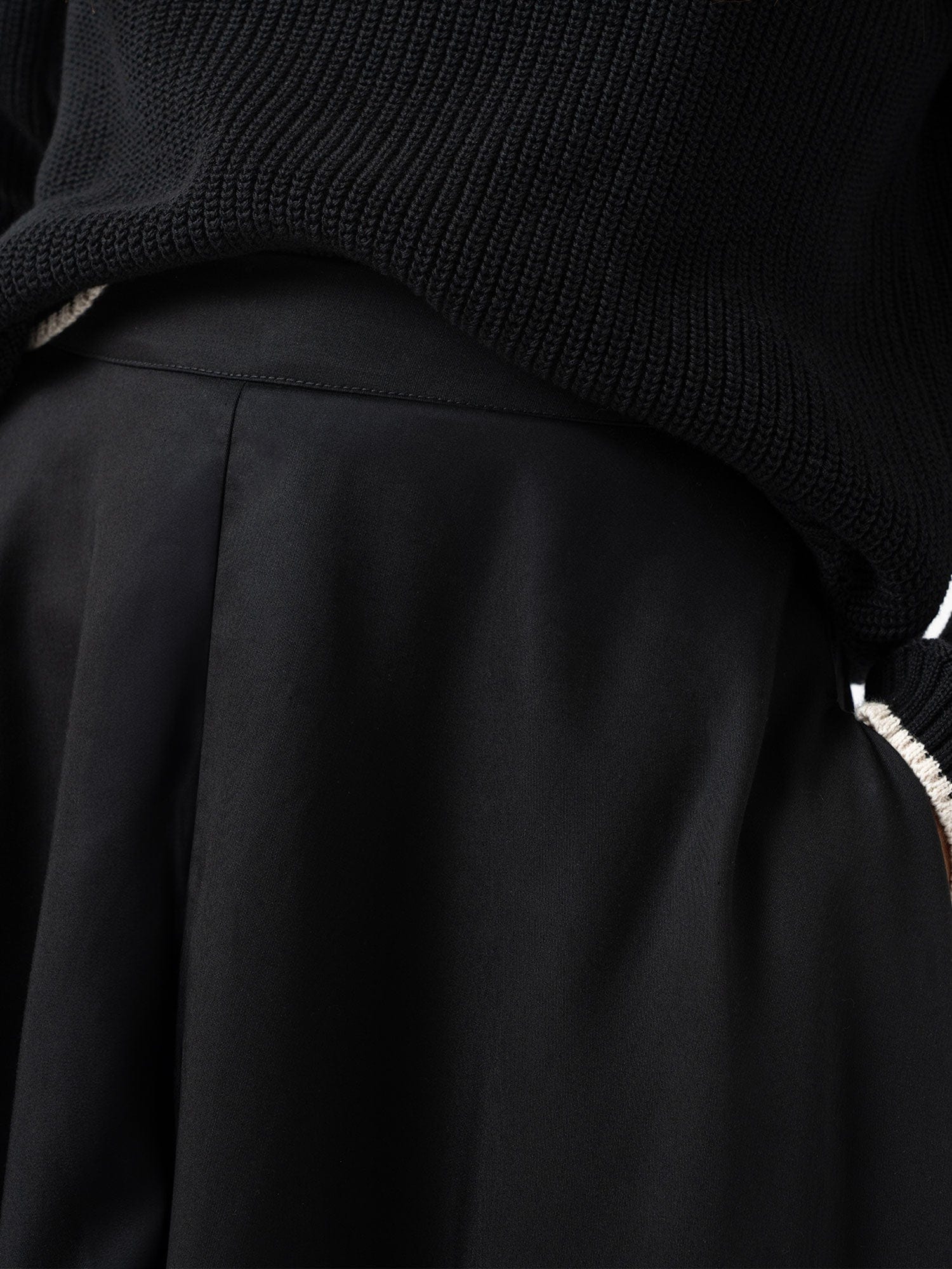 Noho Skirt Black - Women's Skirts | Saint + Sofia® USA