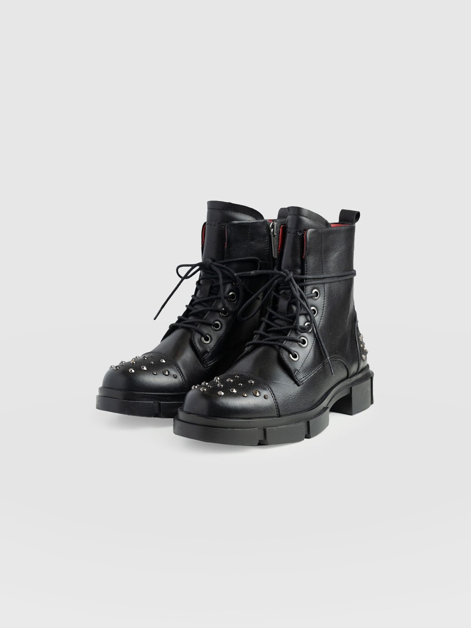 Noho Studded Boot Black - Women's Leather Boots | Saint + Sofia® US
