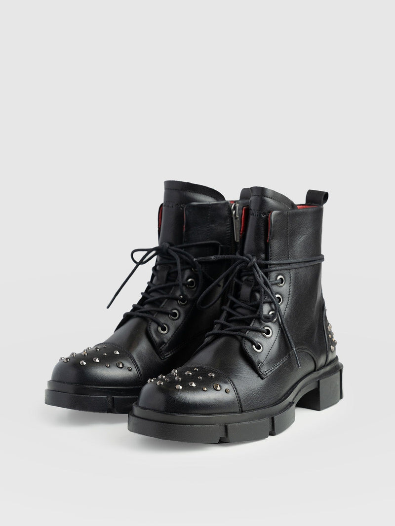 Noho Studded Boot Black - Women's Leather Boots | Saint + Sofia® US