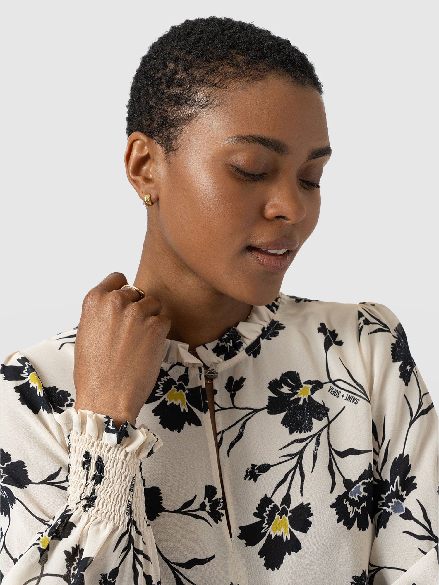Olivia Blouse - White Spring Floral - Women's Blouses | Saint + Sofia® USA