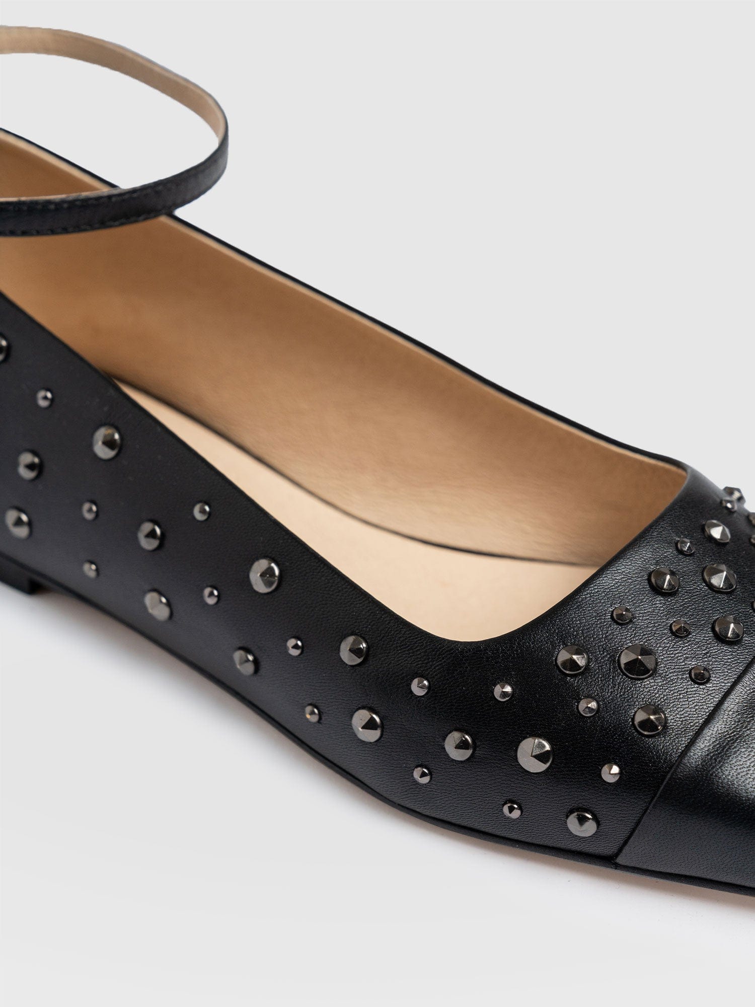 Ophelia Leather Ballerinas Black Studded - Women's Shoes | Saint + Sofia® UK