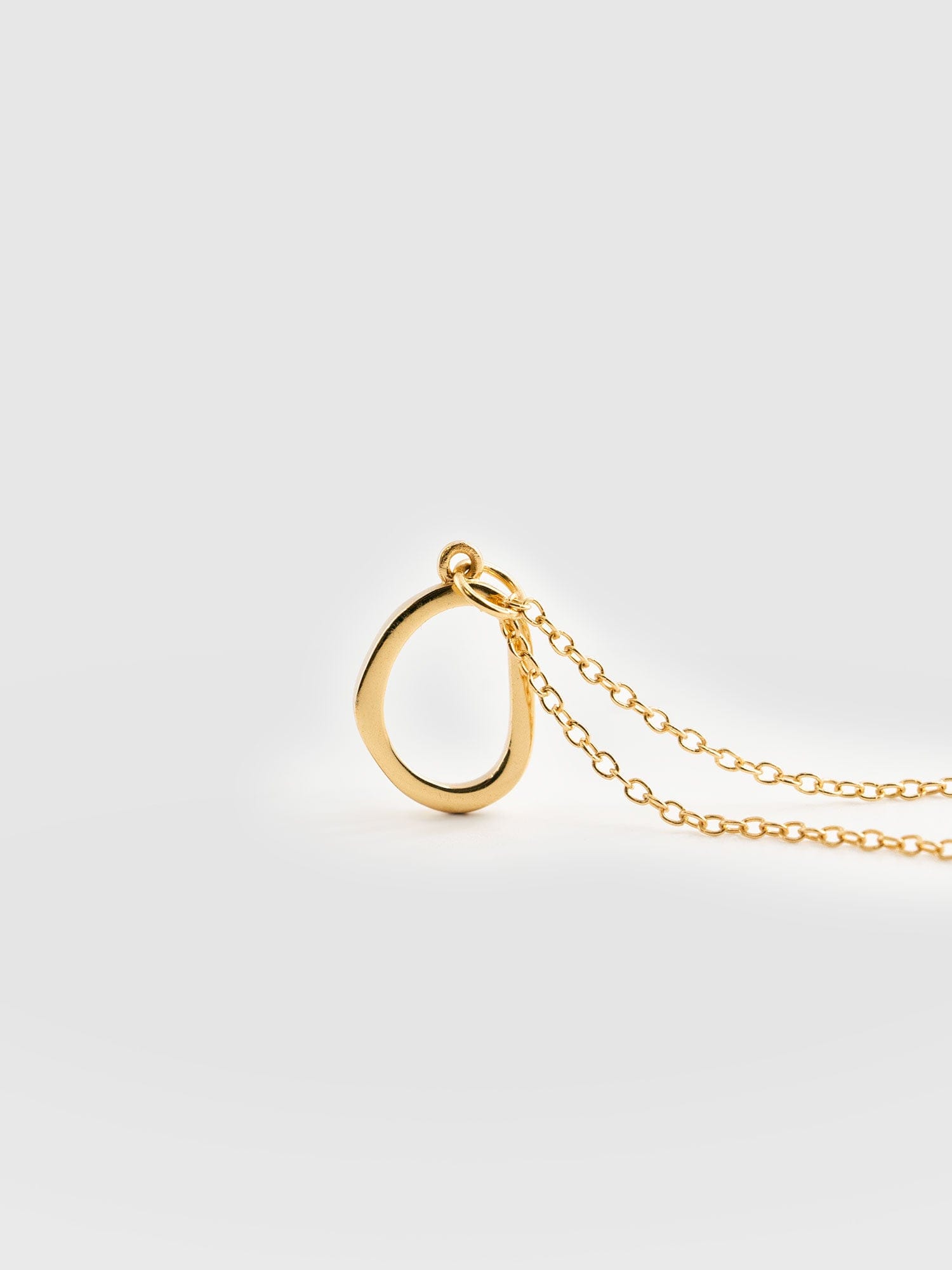 Organic Open Oval Charm Necklace Gold - Women's Jewellery | Saint + Sofia® USA
