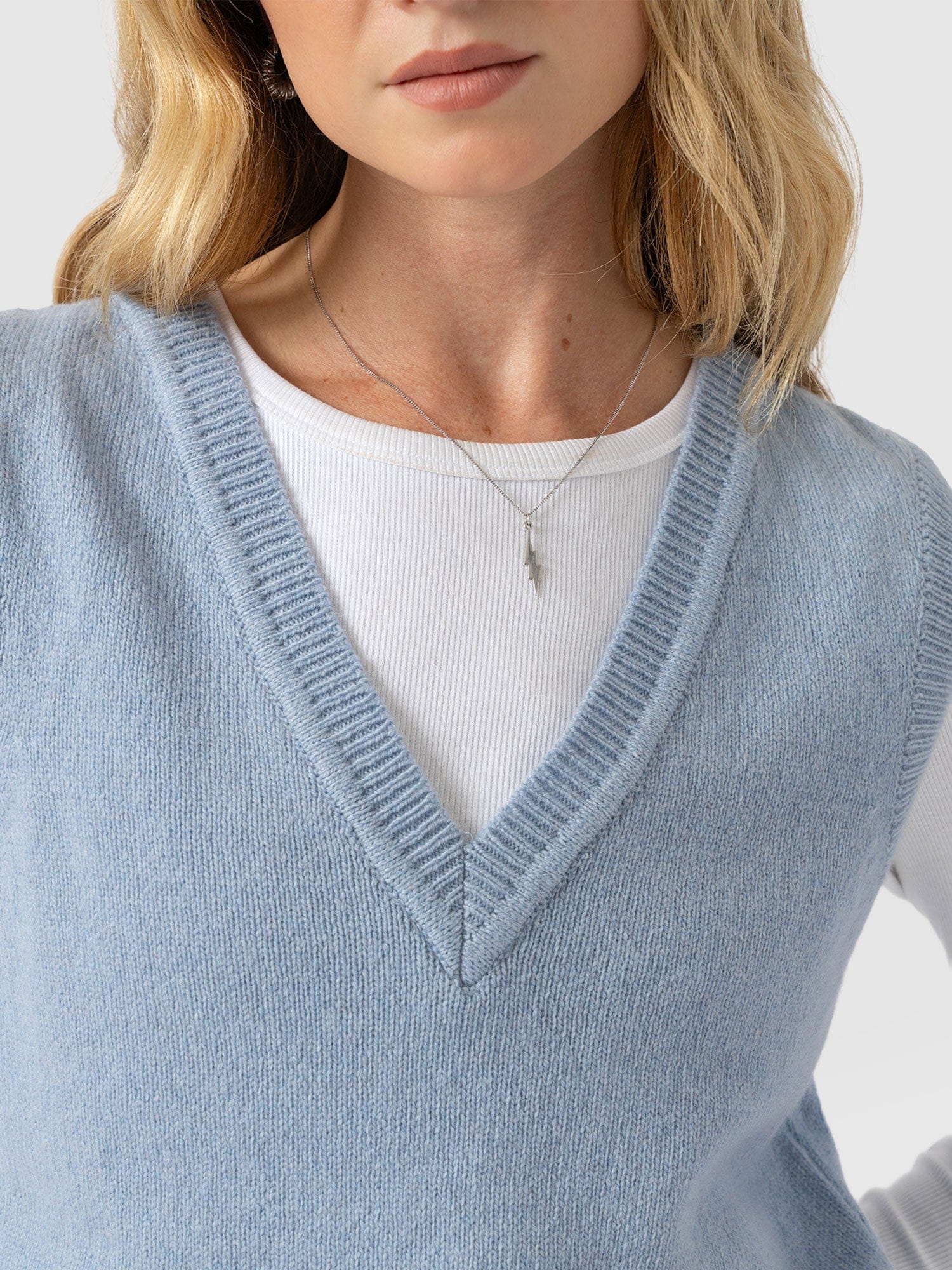 Oxford Cashmere V Neck Sleeveless Knit - Blue - Women's Sweaters | Saint + Sofia® USA