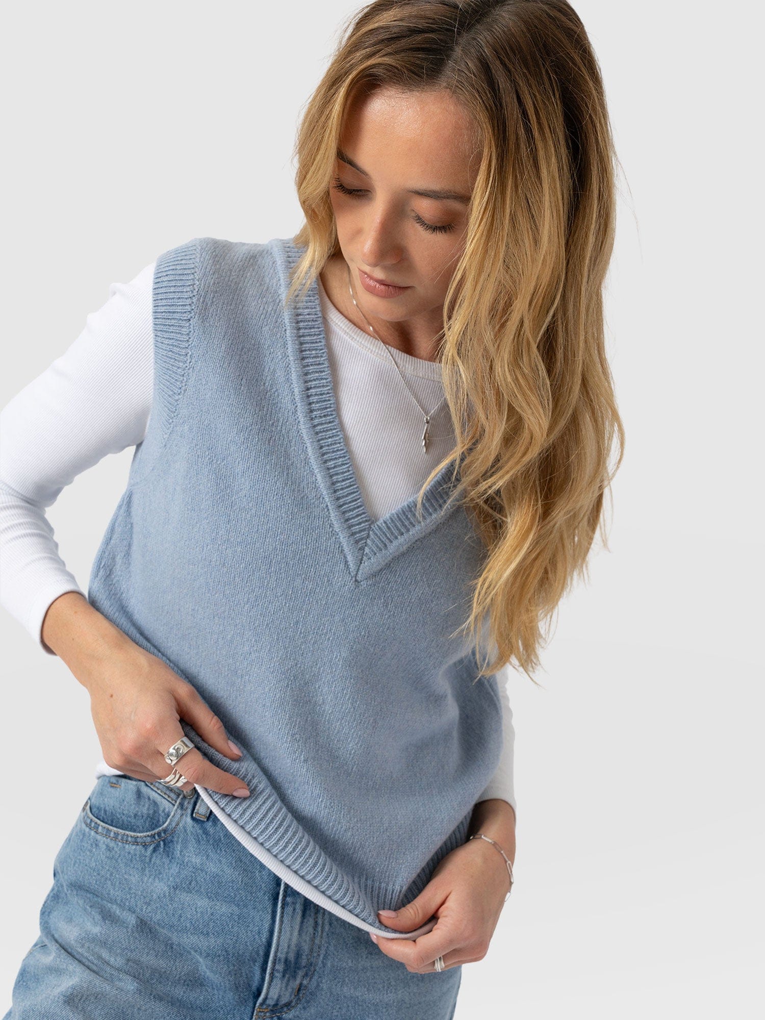 Oxford Cashmere V Neck Sleeveless Knit - Blue - Women's Sweaters | Saint + Sofia® USA