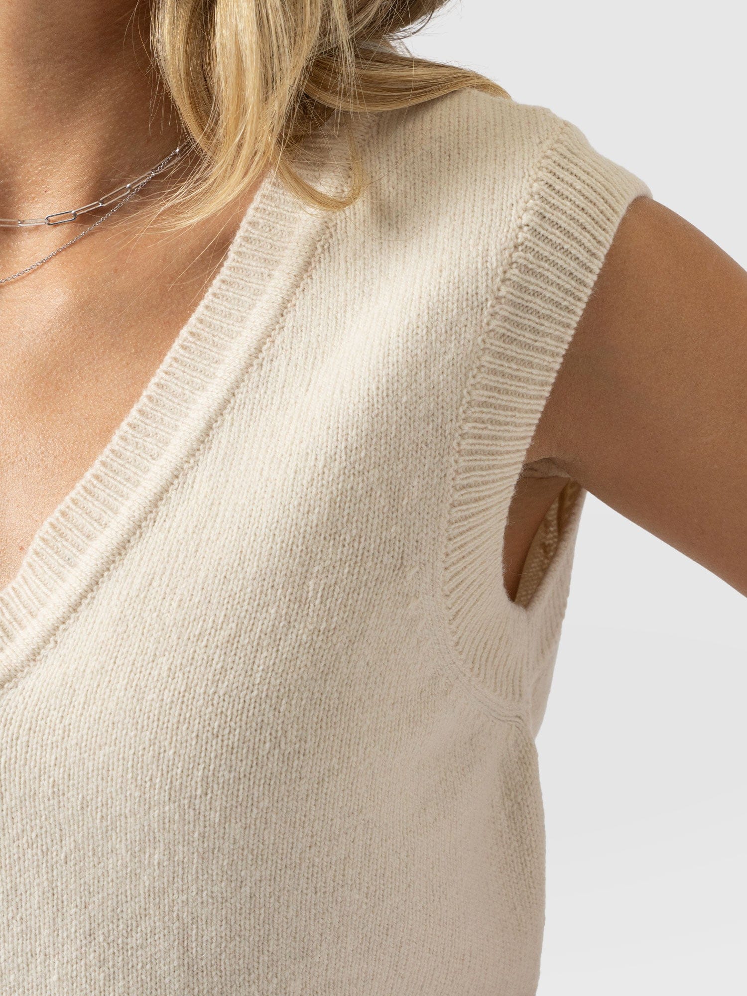 Oxford Cashmere V Neck Sleeveless Knit - Cream - Women's Sweaters | Saint + Sofia® USA