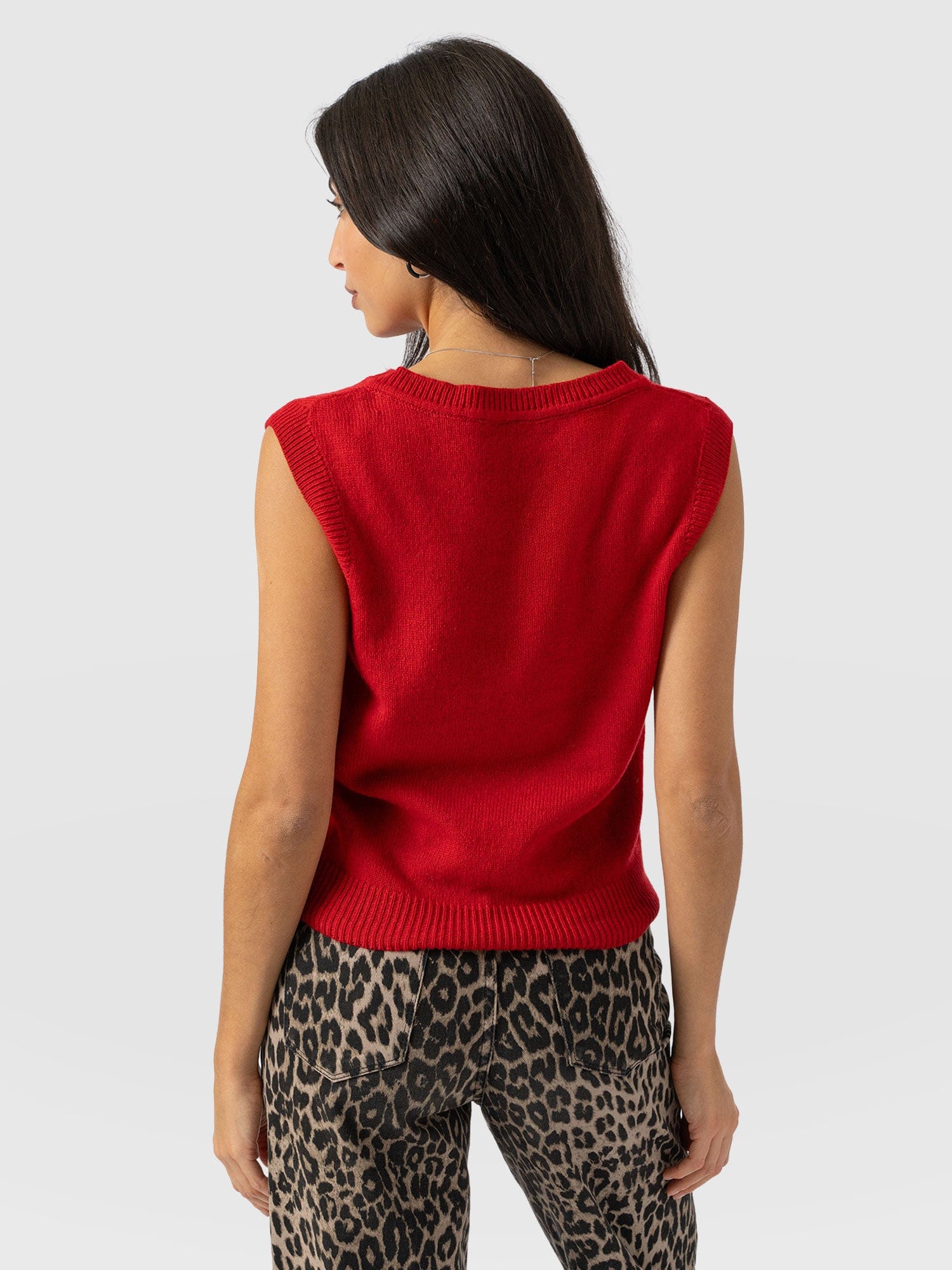 Oxford Cashmere V Neck Sleeveless Knit - Red - Women's Sweaters | Saint + Sofia® USA